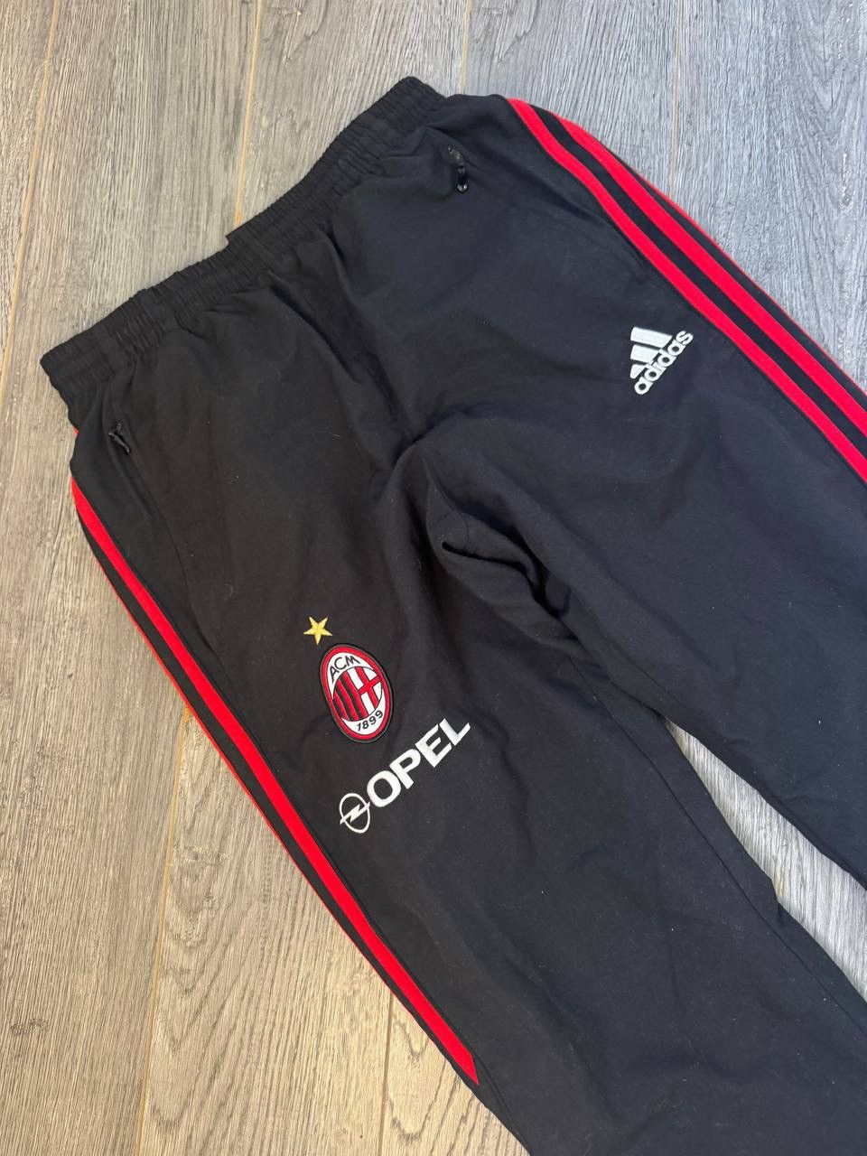 Adidas Vintage adidas AC Milan soccer pants size S drill rare opel Size US 30 / EU 46 - 2 Thumbnail