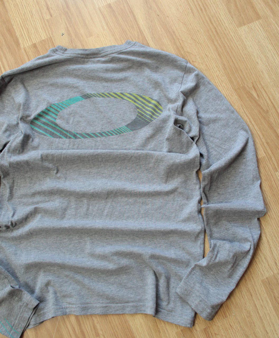 Oakley 🔥 Oakley Big Logo Software Surfboard Long Sleeve T Shirt Size US S / EU 44-46 / 1 - 1 Thumbnail