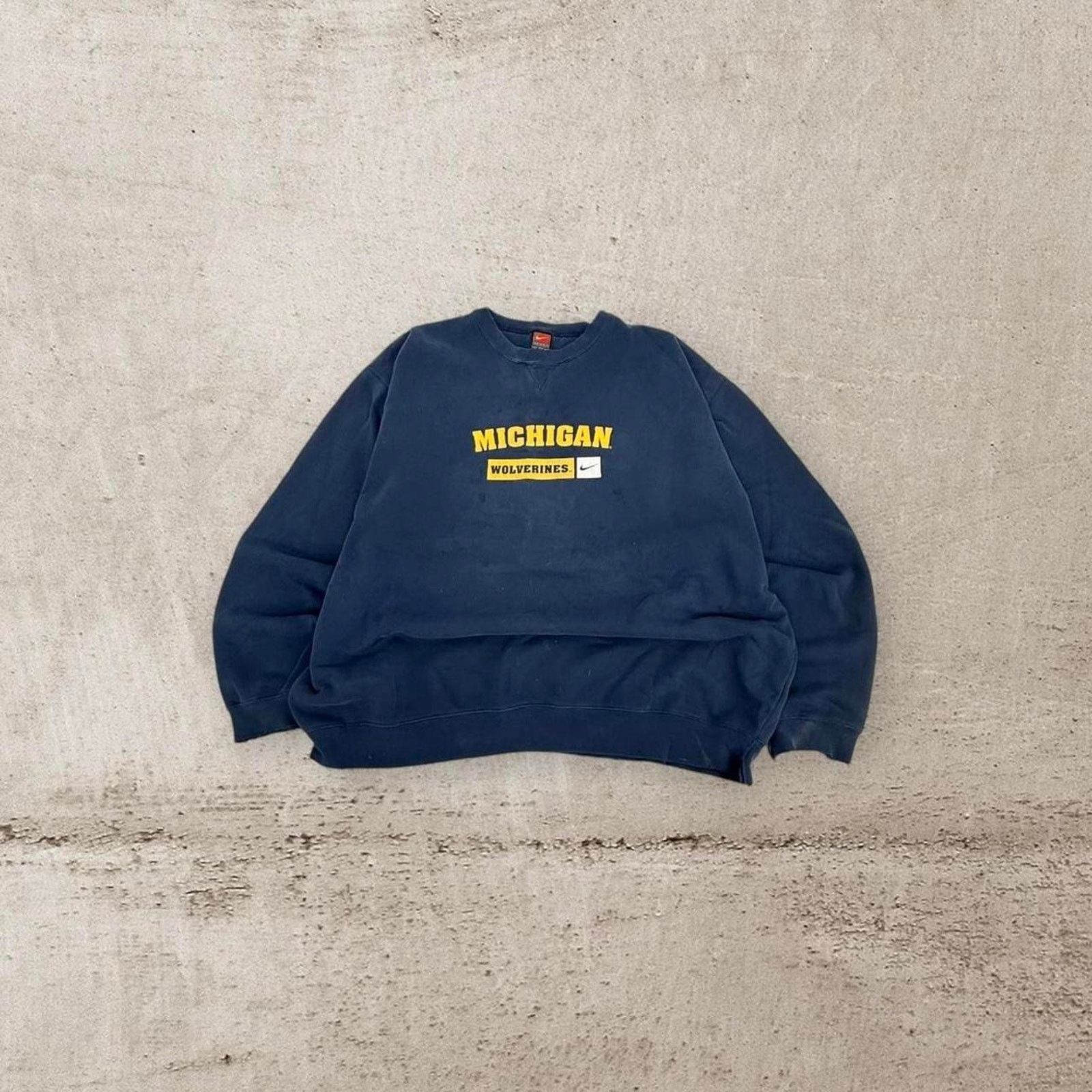 Nike Vintage nike michigan wolverines sweatshirt Size US XXL / EU 58 / 5 - 1 Thumbnail