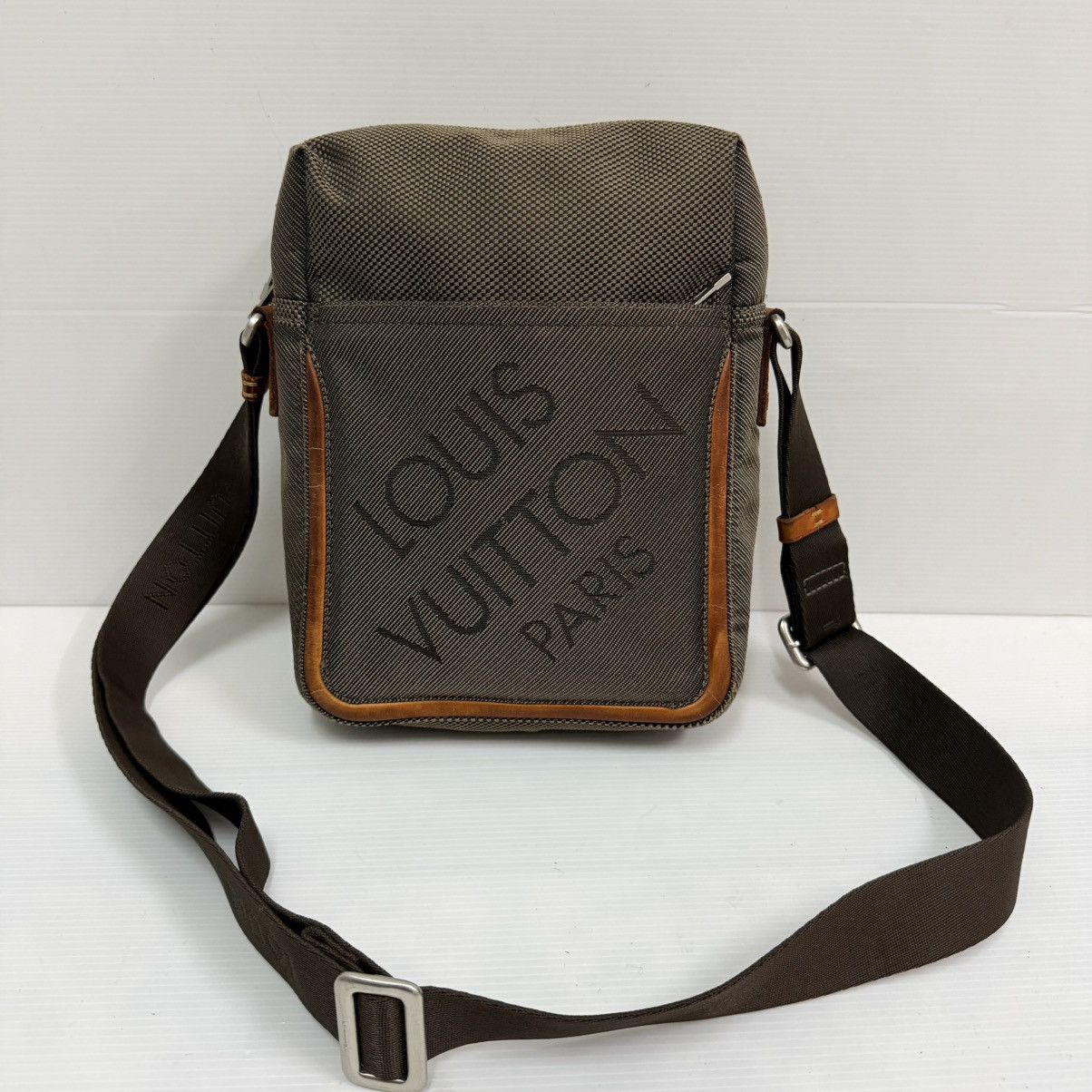 Louis Vuitton Louis Vuitton Canvas Sport Sling Bag Size ONE SIZE - 1 Thumbnail