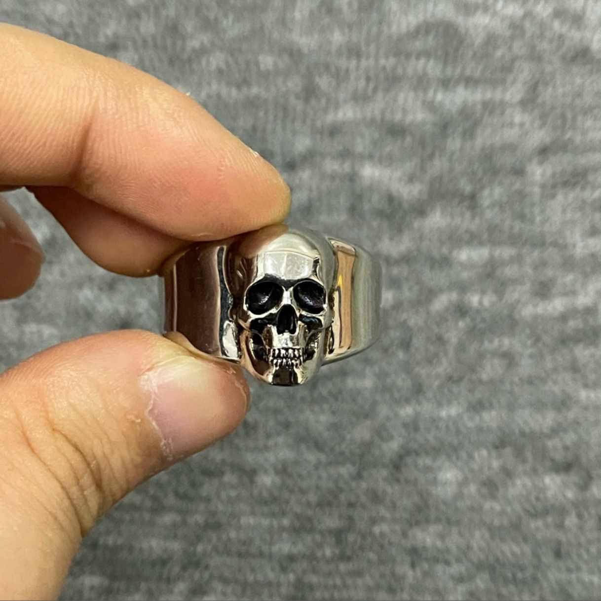 image of Alexander Mcqueen Mcqueen Silver Skull Ring, Men's
