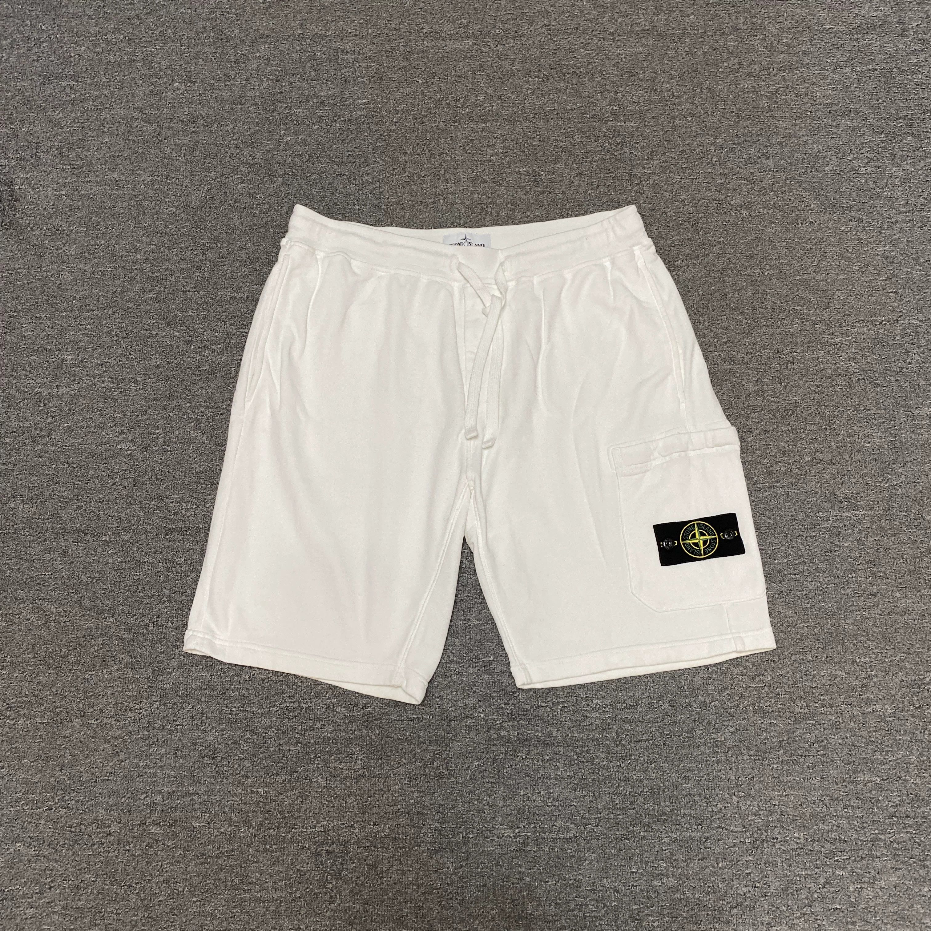 Stone Island Stone Island 23SS Pocket Shorts Size US 36 / EU 52 - 1 Thumbnail