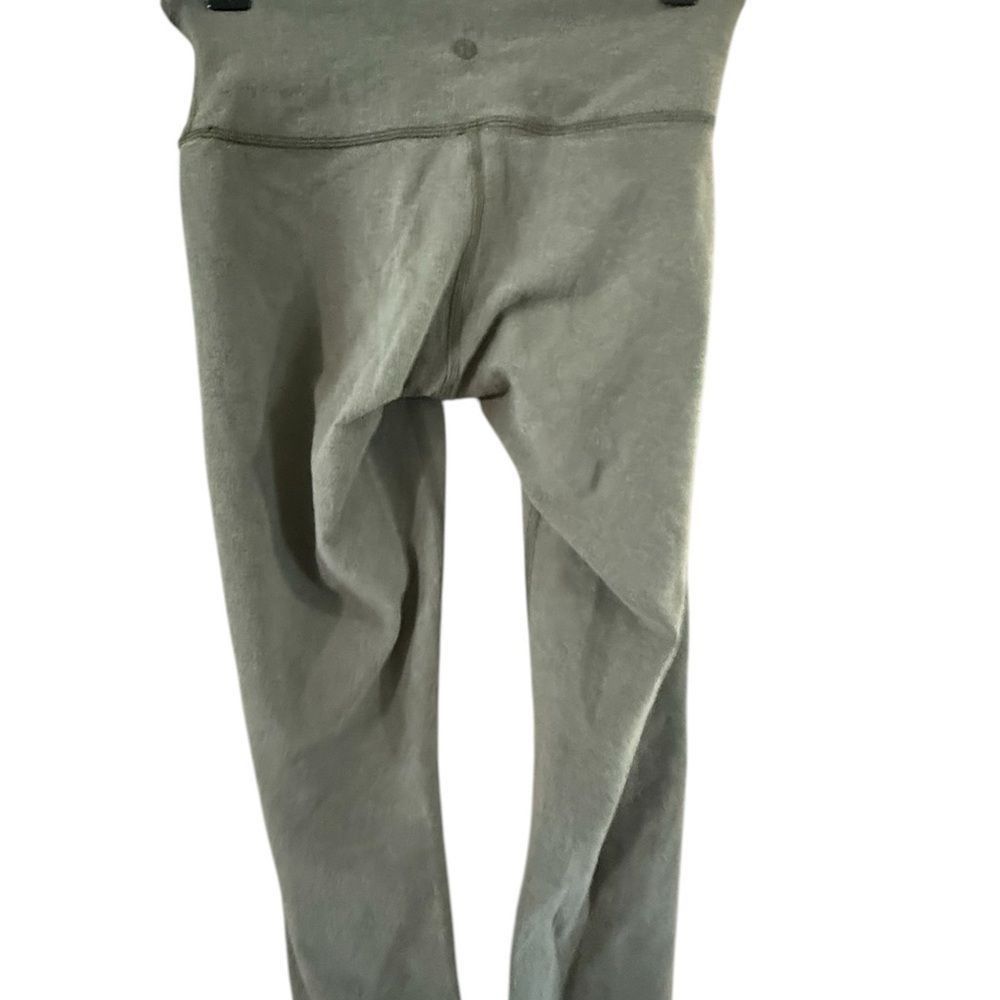 Lululemon Lululemon Athletica Green High-Waisted Leggings Size 27" / US 4 / IT 40 - 10 Thumbnail