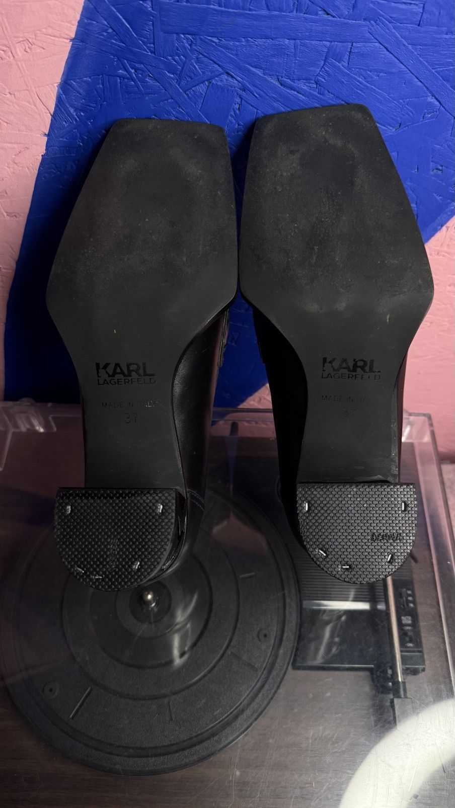 Karl Lagerfeld Karl Lagerfeld Square Toe Logo Heels / Loafers Size US 7 / IT 37 - 11 Thumbnail
