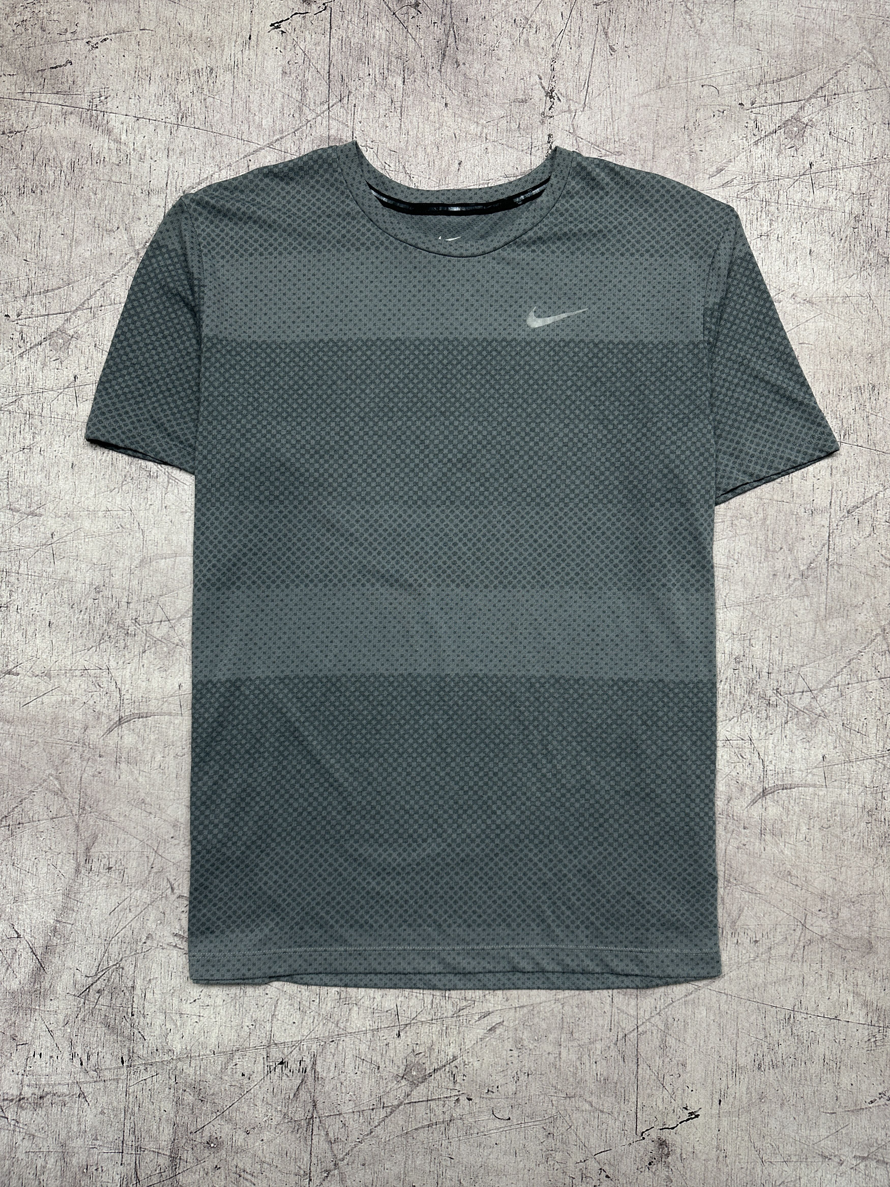 Nike Nike Dri Fit Mens T-Shirt Size US XL / EU 56 / 4 - 1 Thumbnail