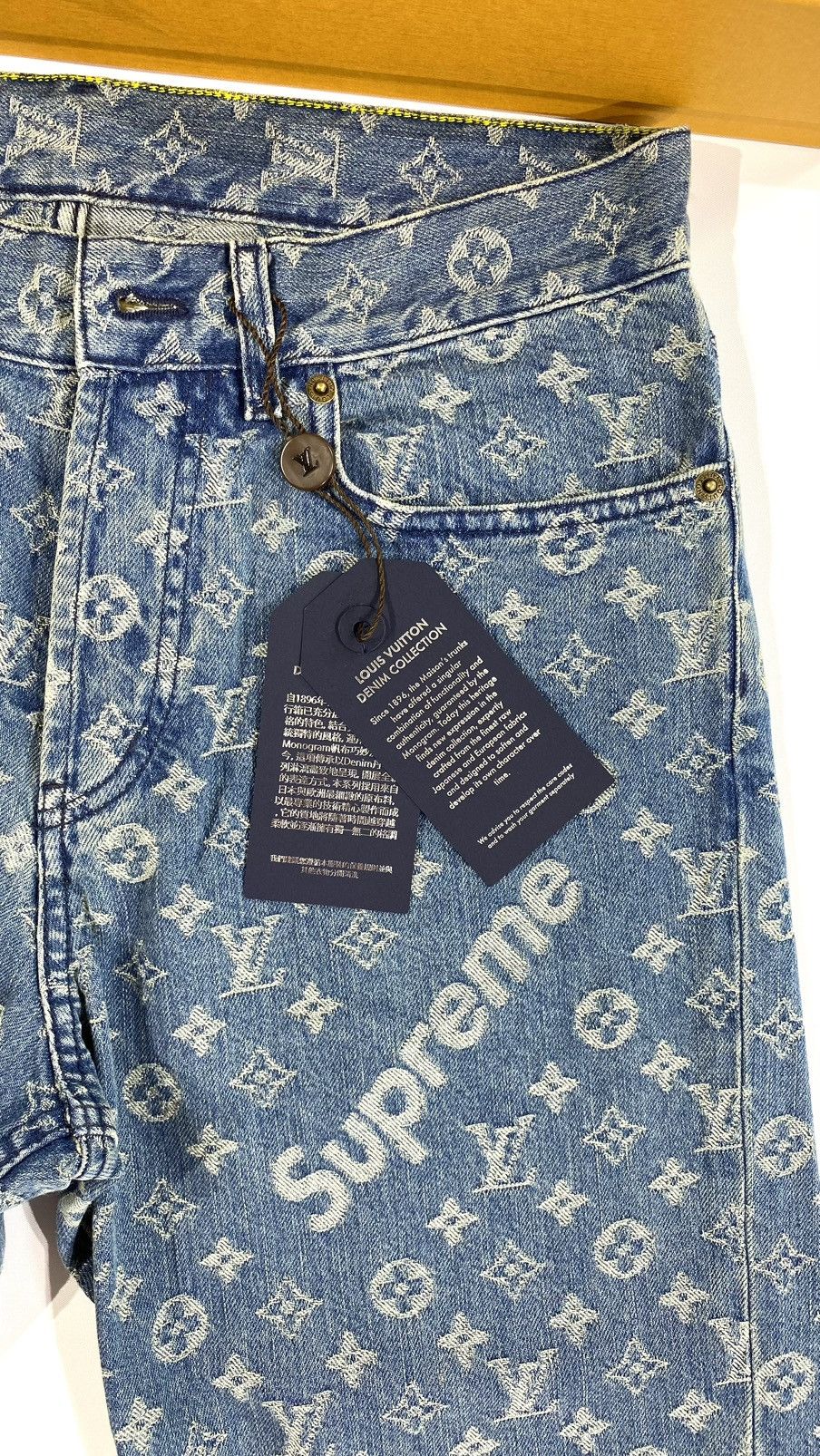 Louis Vuitton × Supreme Louis Vuitton X SUPREME Denim Jeans 27 blue monogram Size US 27 - 2 Thumbnail