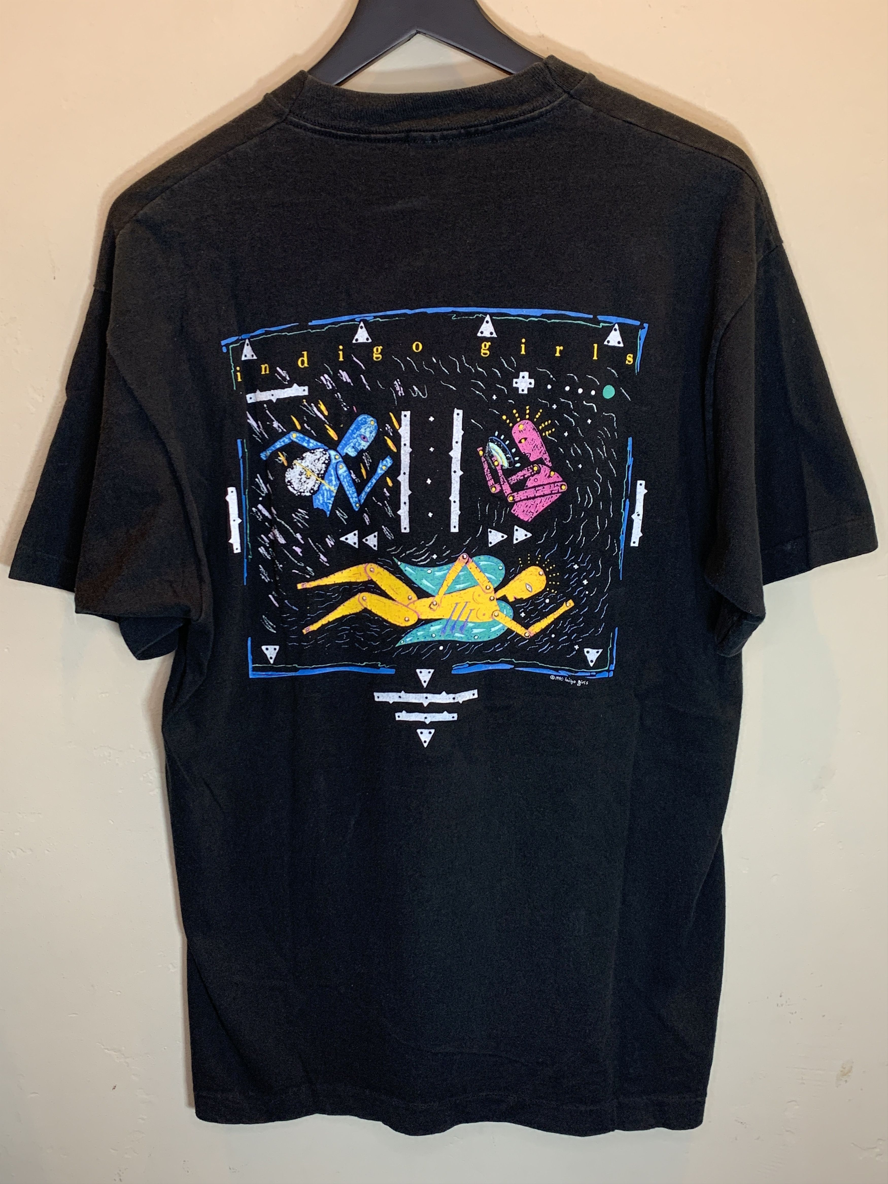 Band Tees RARE Vintage 1990 Indigo Girls Nomads Indians Saints T-Shirt Size US XL / EU 56 / 4 - 2 Thumbnail