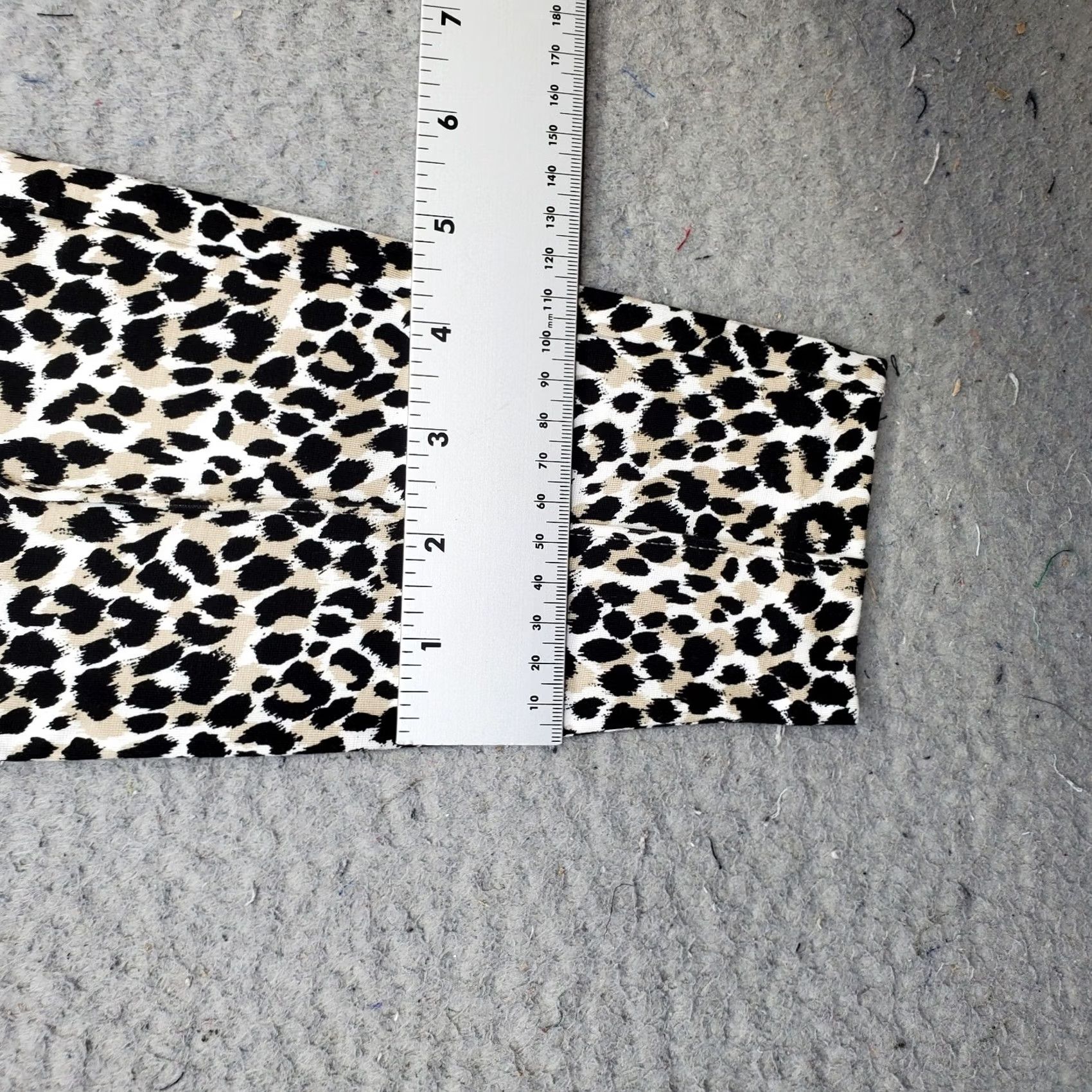 Old Navy Old Navy Stevie Leggings Women Small Multi Leopard Print Rayon Stretch High Rise Size 28" / US 6 / IT 42 - 5 Thumbnail