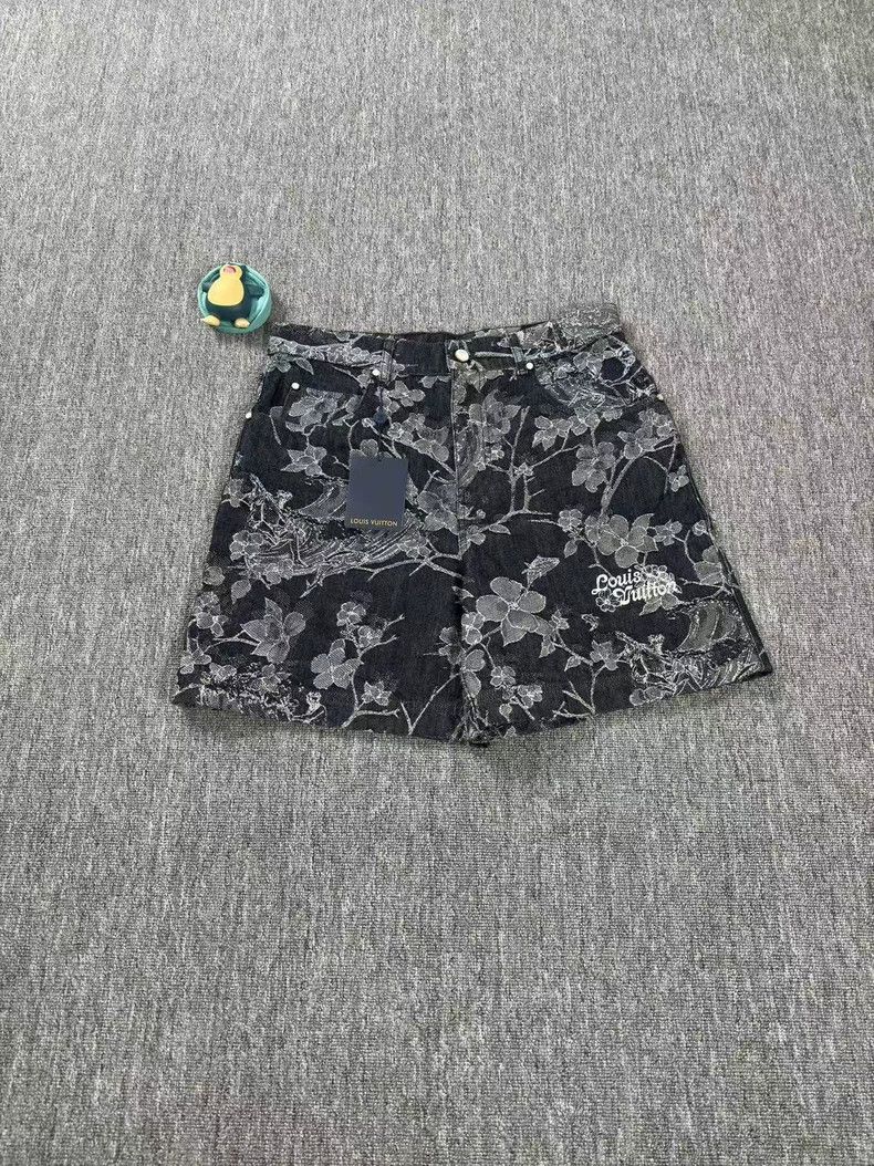 Louis Vuitton LOUIS VUITTON Fei Dong Co-branded Plant Print Shorts 2501-N Size US 31 - 1 Thumbnail