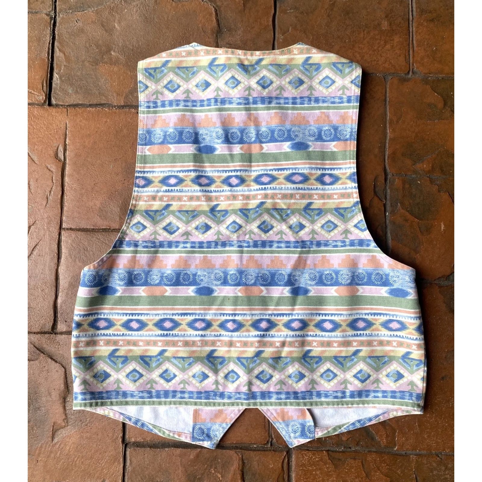 Denime VINTAGE Vivaldi Western Aztec Denim Jean Vest Women’s Large Made in USA Size 36" / US 14 / IT 50 - 3 Thumbnail