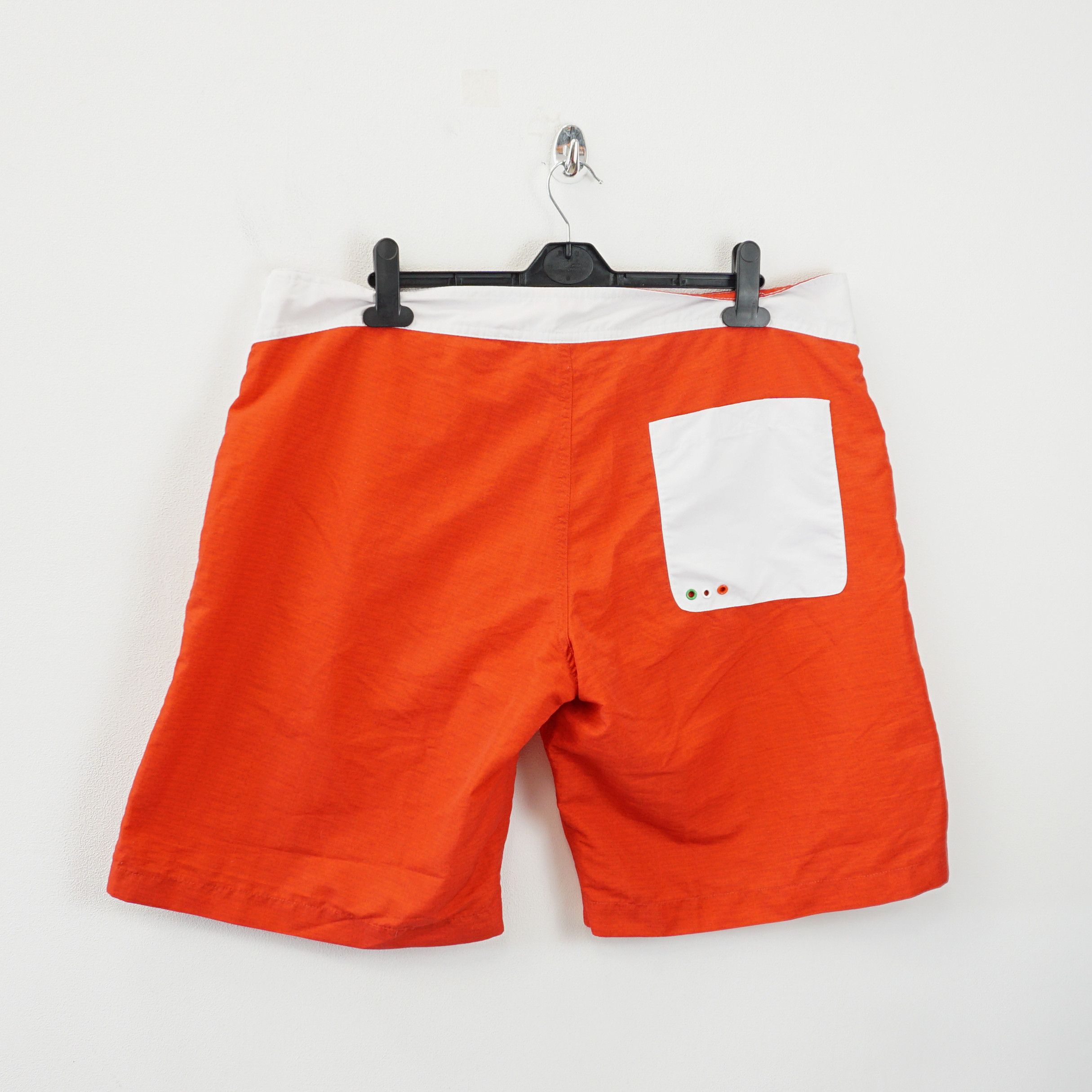 Ferrari × Vintage Ferrari World Abu Dhabi Archive Racing Board Shorts Size US 40 / EU 56 - 4 Thumbnail