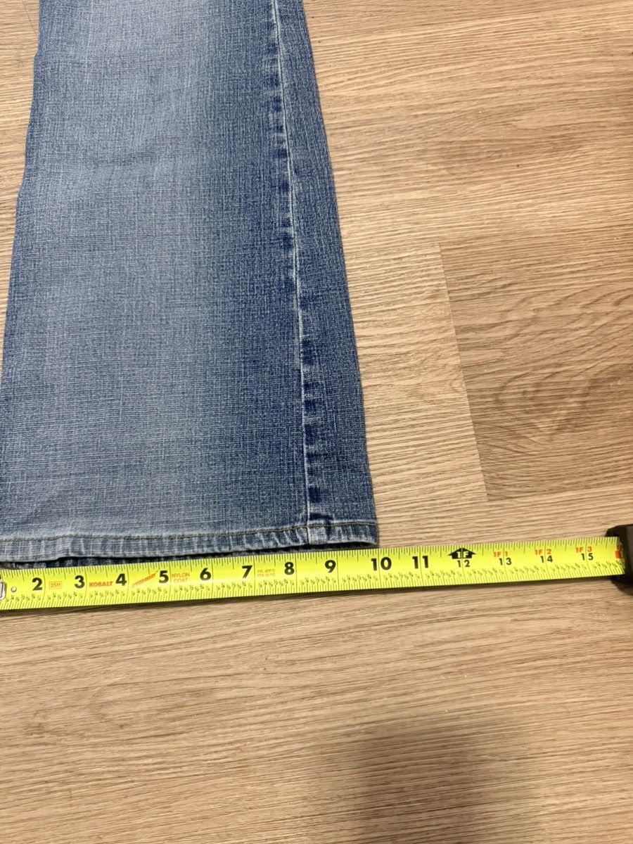 L.E.I. Low waisted & flared light-washed Lei denim Size 38" / US 16 / IT 52 - 9 Thumbnail