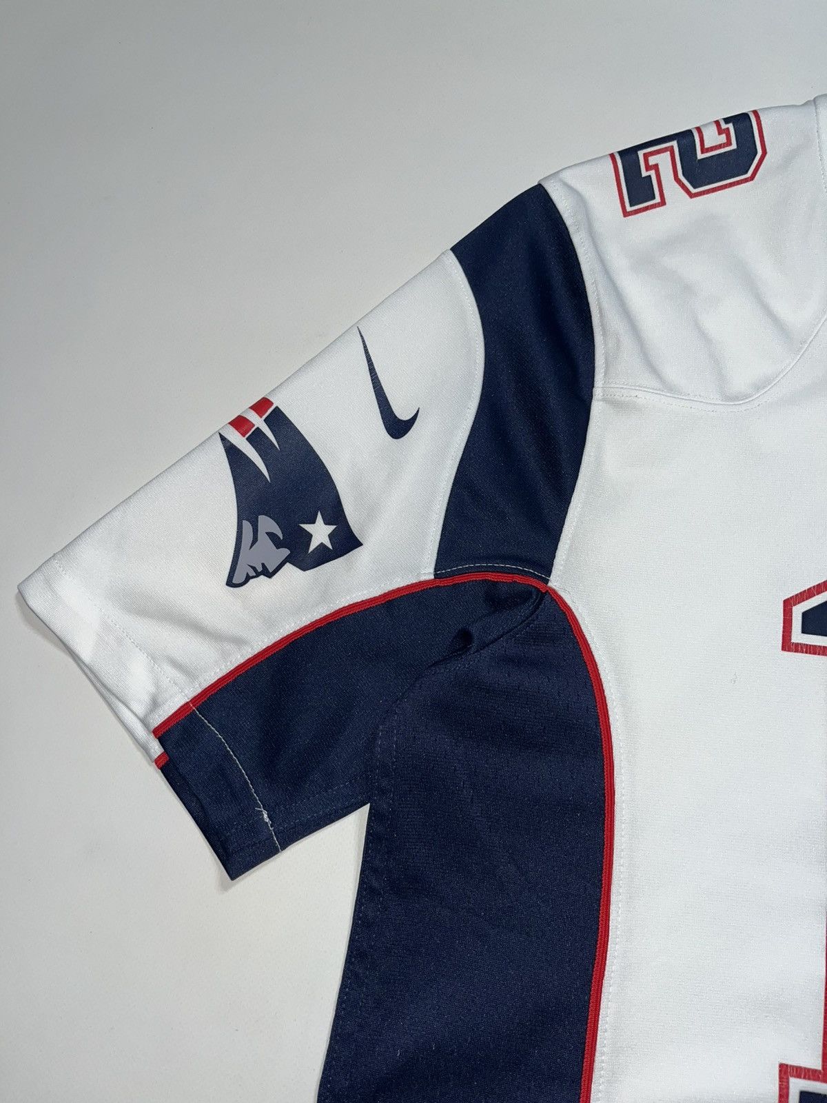 NFL Nike Brady #12 New England Patriots Jersey NFL RARE Size US M / EU 48-50 / 2 - 7 Thumbnail