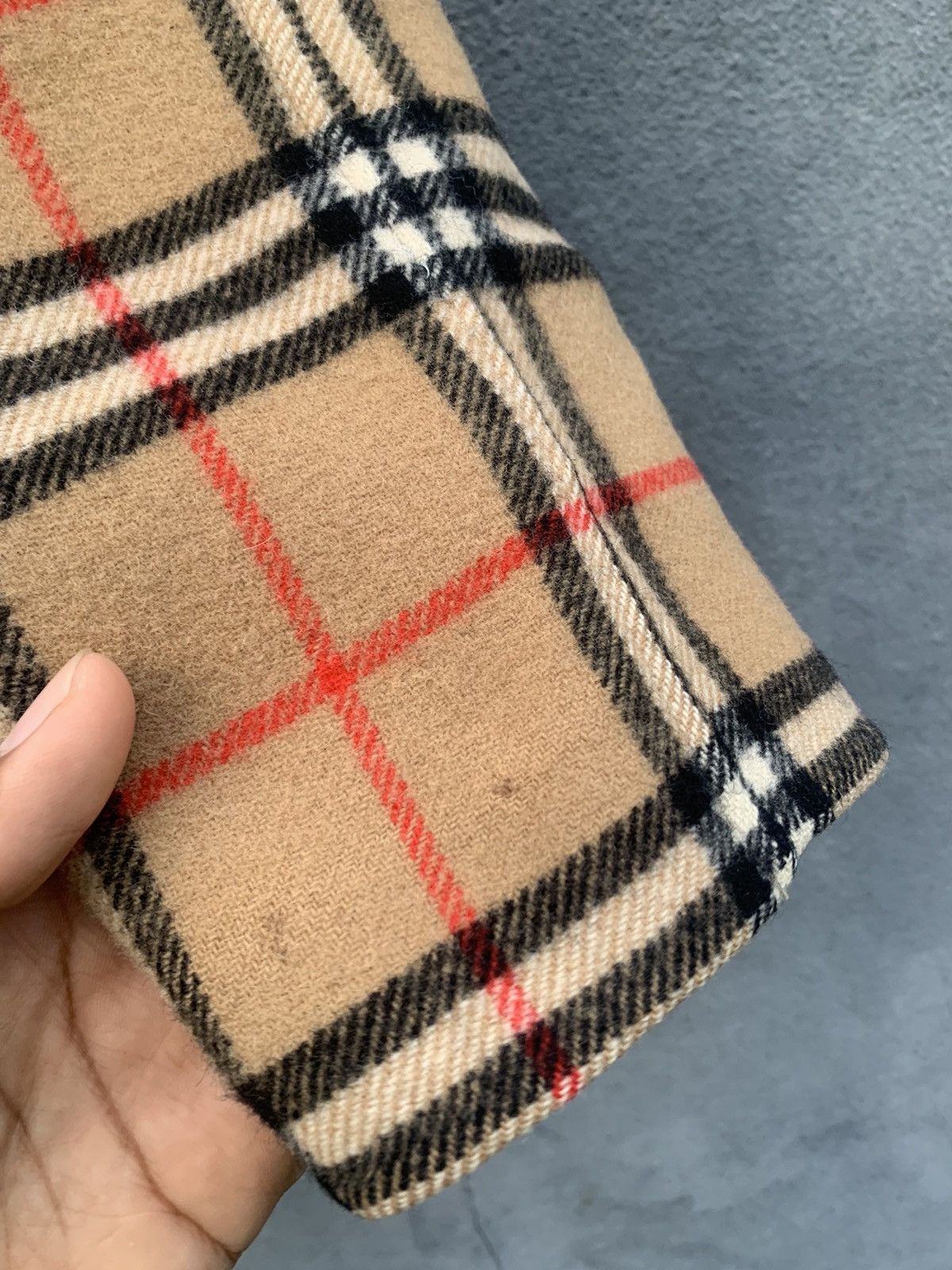 Burberry 🔥BURBERRYS NOVA CHECK WOOL REVERSIBLE JACKET (WOMAN) Size US M / EU 48-50 / 2 - 16 Thumbnail