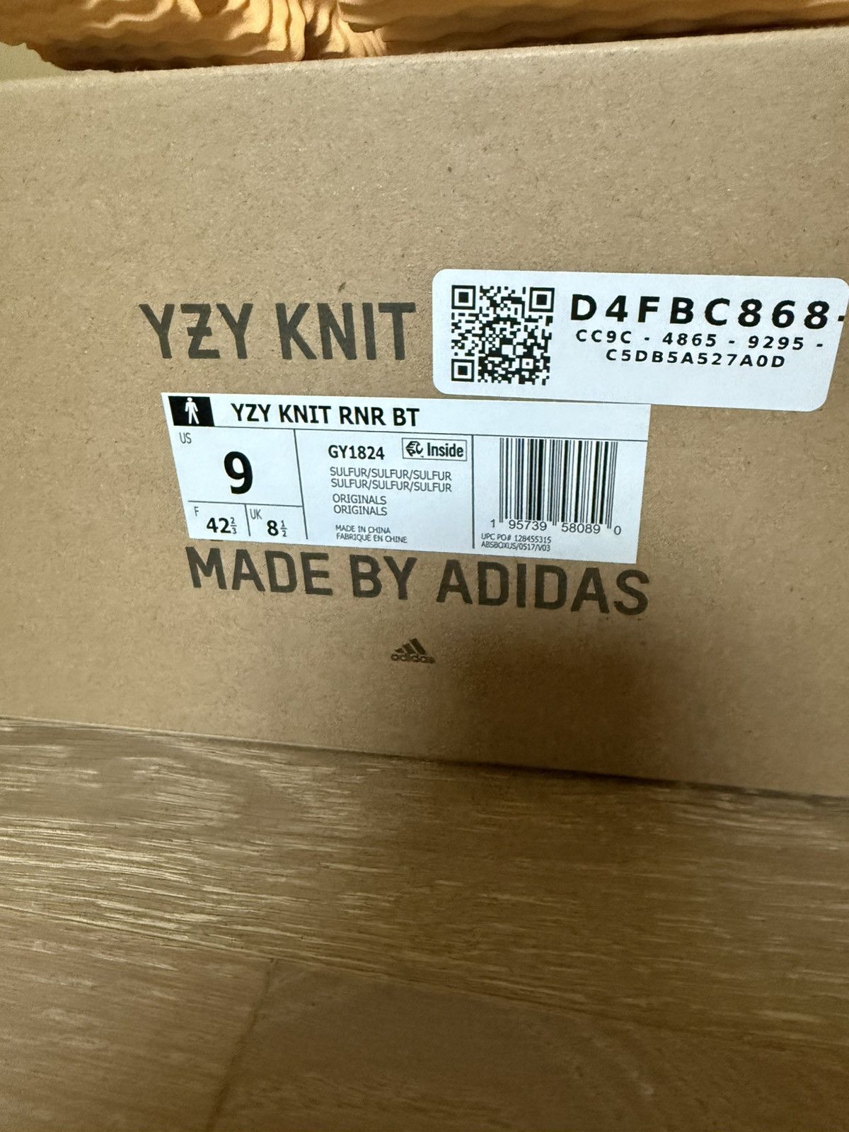 Yeezy New Adidas Yeezy Knit Runner Boot Sulfur Size 9 Size US 9 / EU 42 - 8 Thumbnail