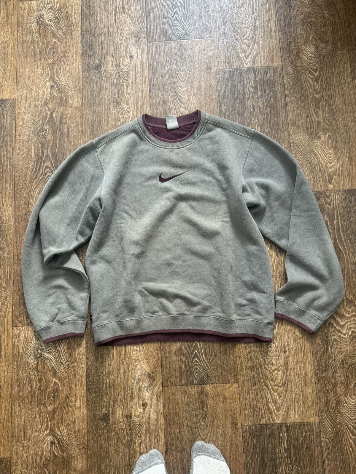 Nike Nike Vintage 90s Central Logo Sweatshirt Size US M / EU 48-50 / 2 - 3 Thumbnail