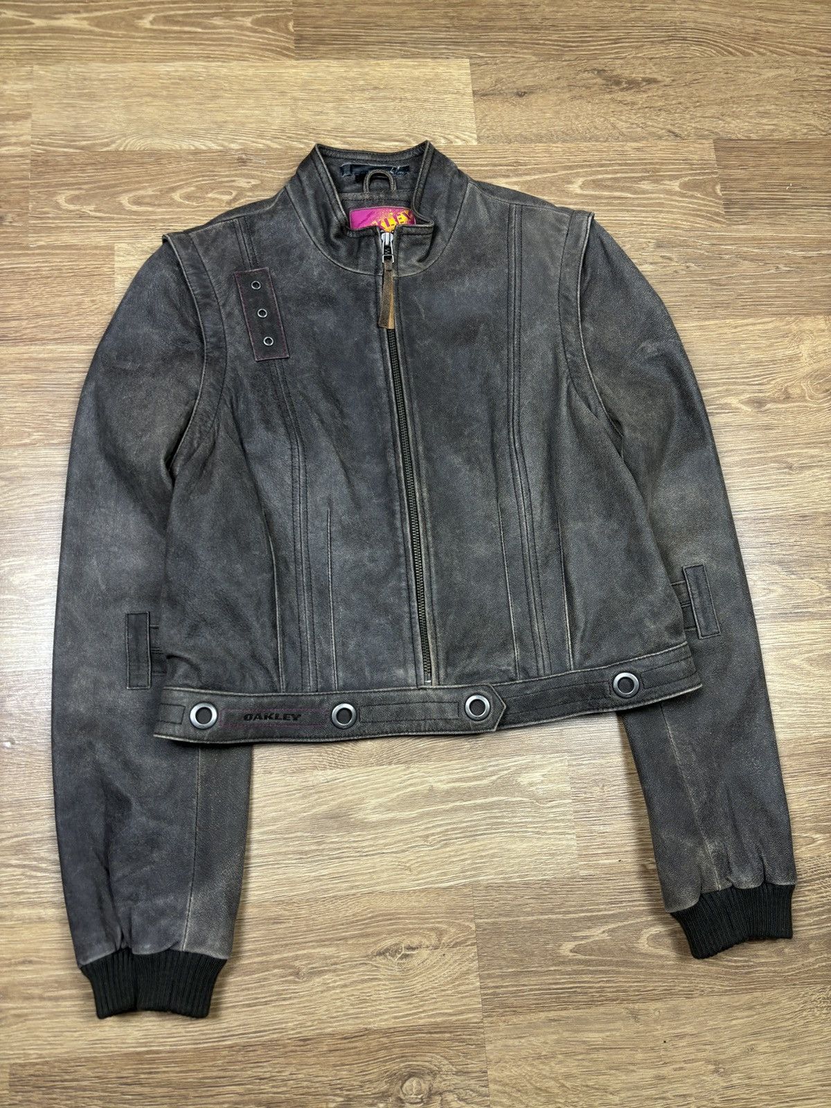 Oakley 2000s Oakley Detachable Distressed Industrial Leather Jacket Size M / US 6-8 / IT 42-44 - 4 Thumbnail