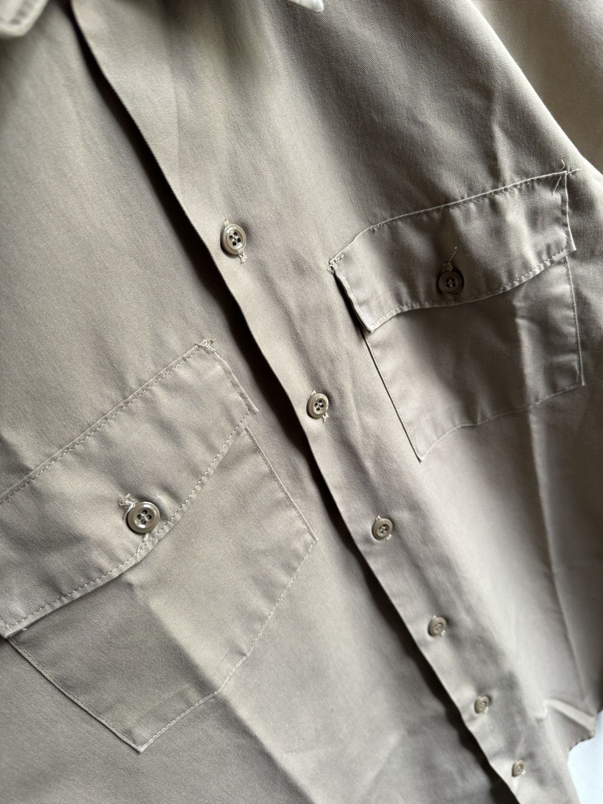 Dickies Vintage Dickies Work Shirt Tan Size US S / EU 44-46 / 1 - 4 Thumbnail