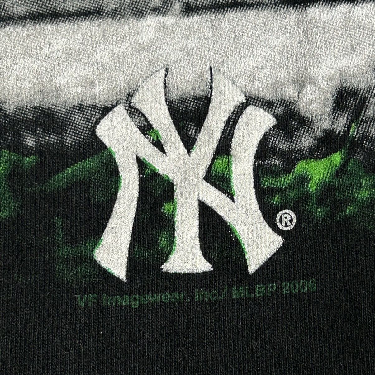 MLB Vintage 2006 NY Mets vs Yankees RIP Diss Tee - Size 2XL Size US XXL / EU 58 / 5 - 12 Thumbnail