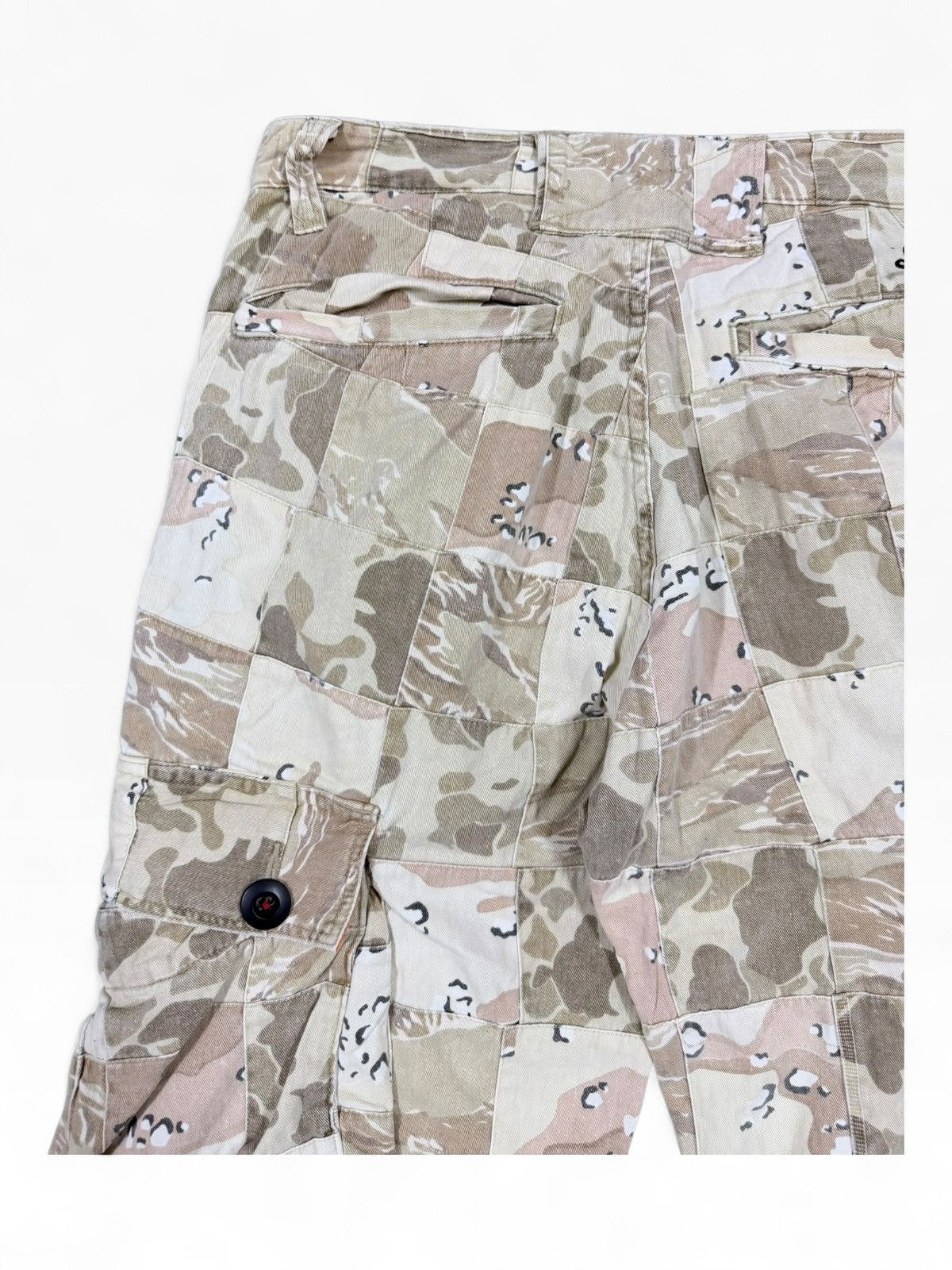 GOODENOUGH Vtg🔥90’s Doarat All Camoflauge Patchwork Multipocket Cargo Size US 33 - 13 Thumbnail