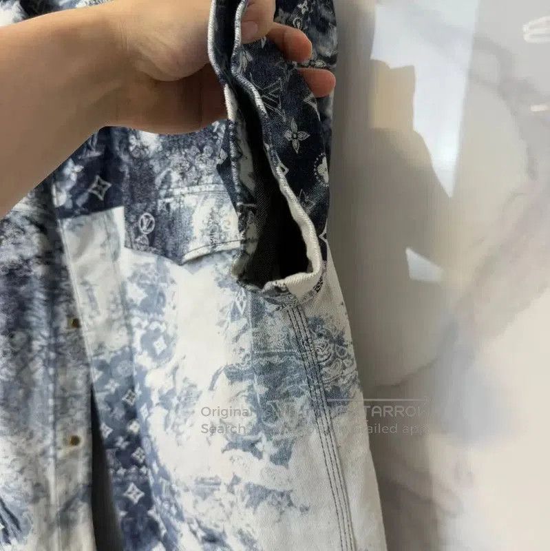 Louis Vuitton Louis Vuitton Spring Autumn Men's Short Sleeve Shirt . Size US S / EU 44-46 / 1 - 2 Thumbnail