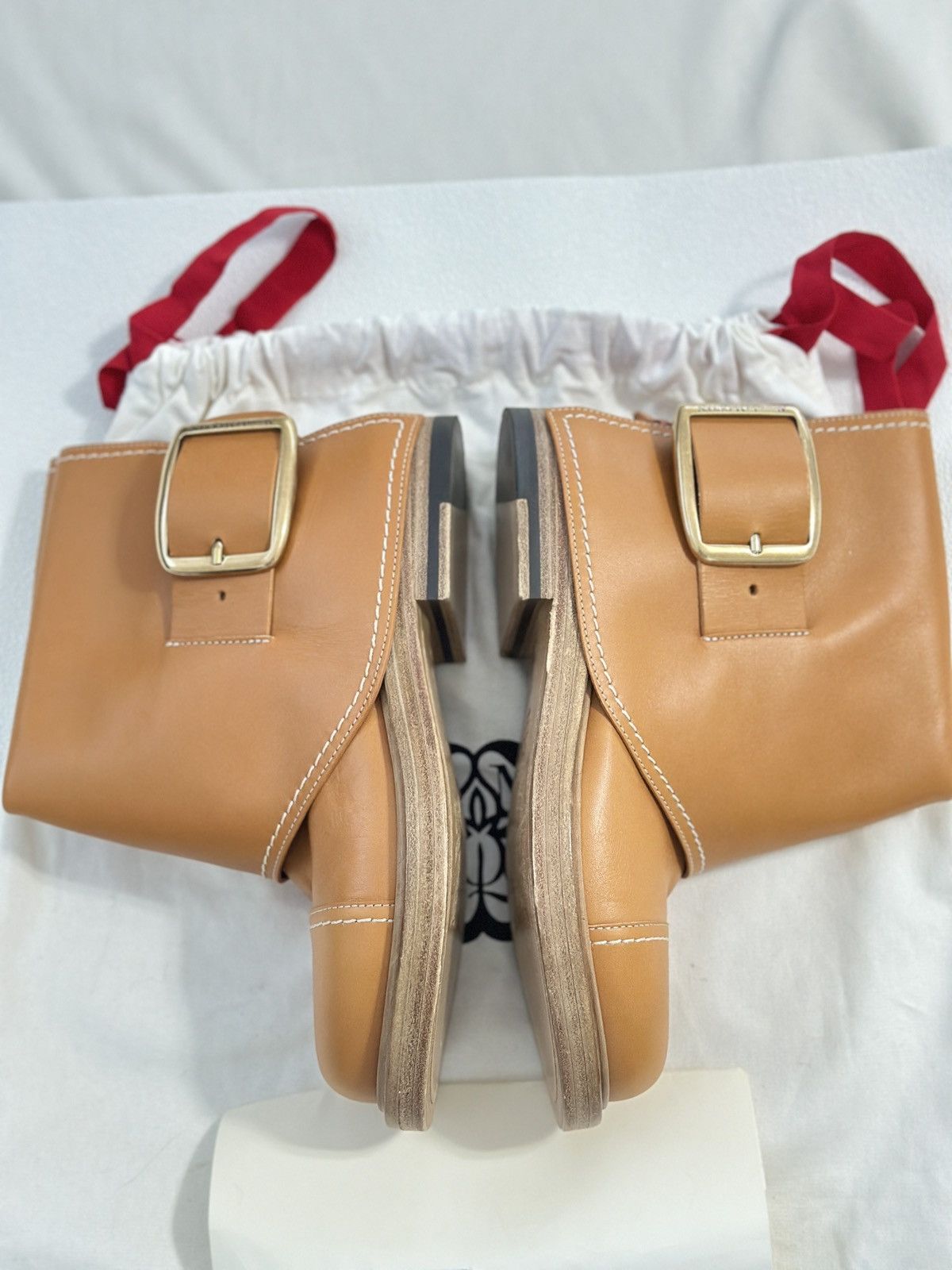 Alexander McQueen NWOT ALEXANDER MCQUEENBuckled Leather Tan/Gold Ankle Boot 36 Size US 6 / IT 36 - 8 Thumbnail