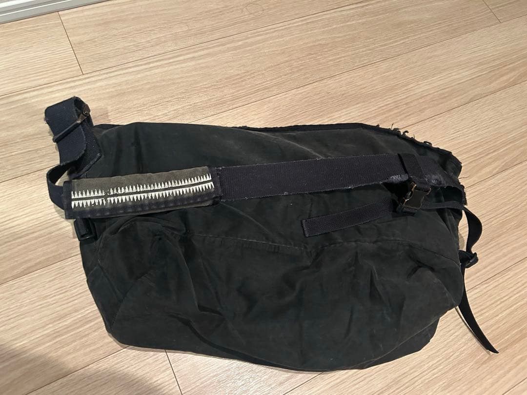 Undercover UNDERCOVER DAMAGE MESSENGER BAG Black Size ONE SIZE - 8 Thumbnail