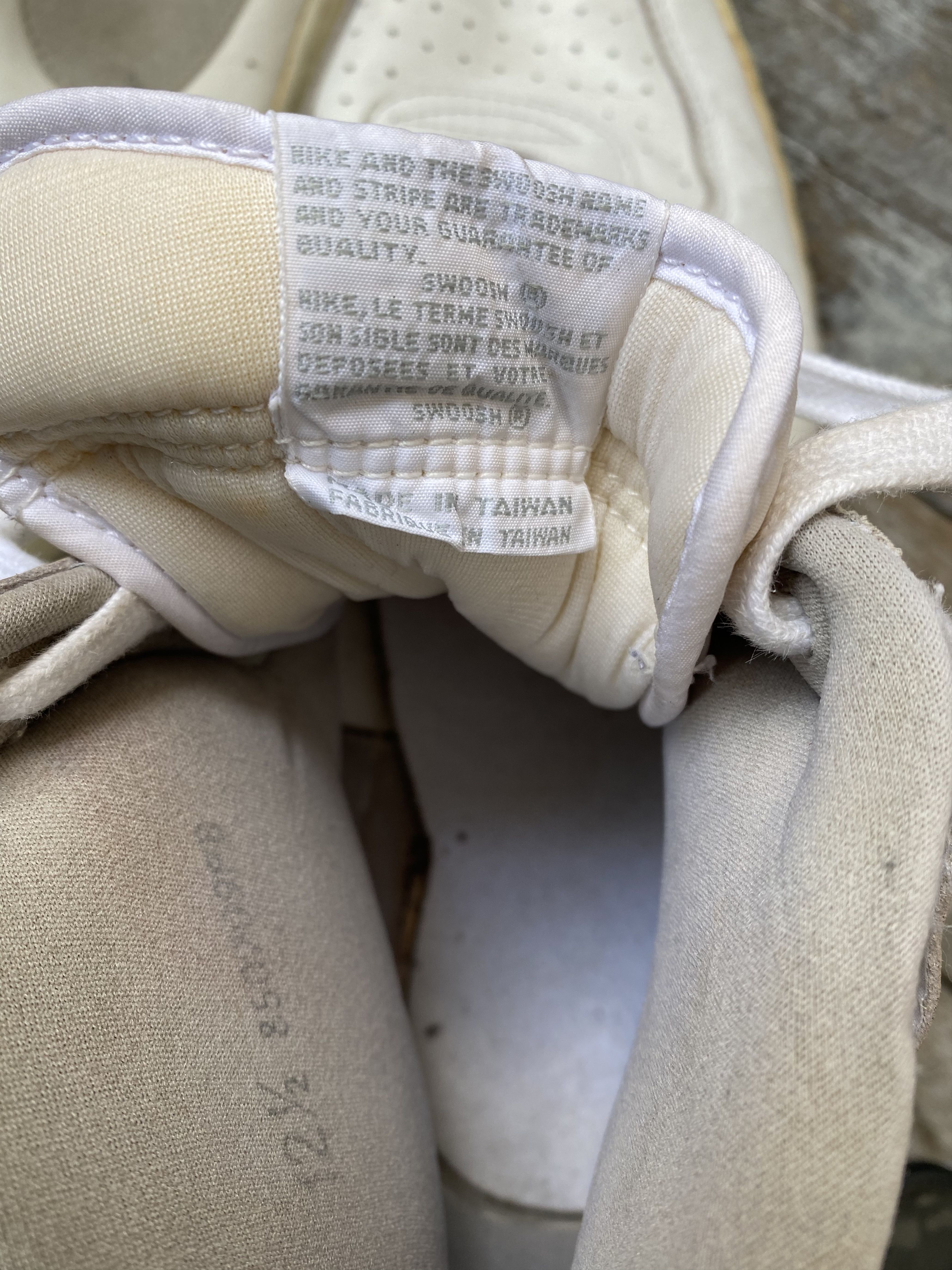 Nike Vintage 80's nike team convention made in Taiwan sz 12.5 Size US 12.5 / EU 45-46 - 12 Thumbnail
