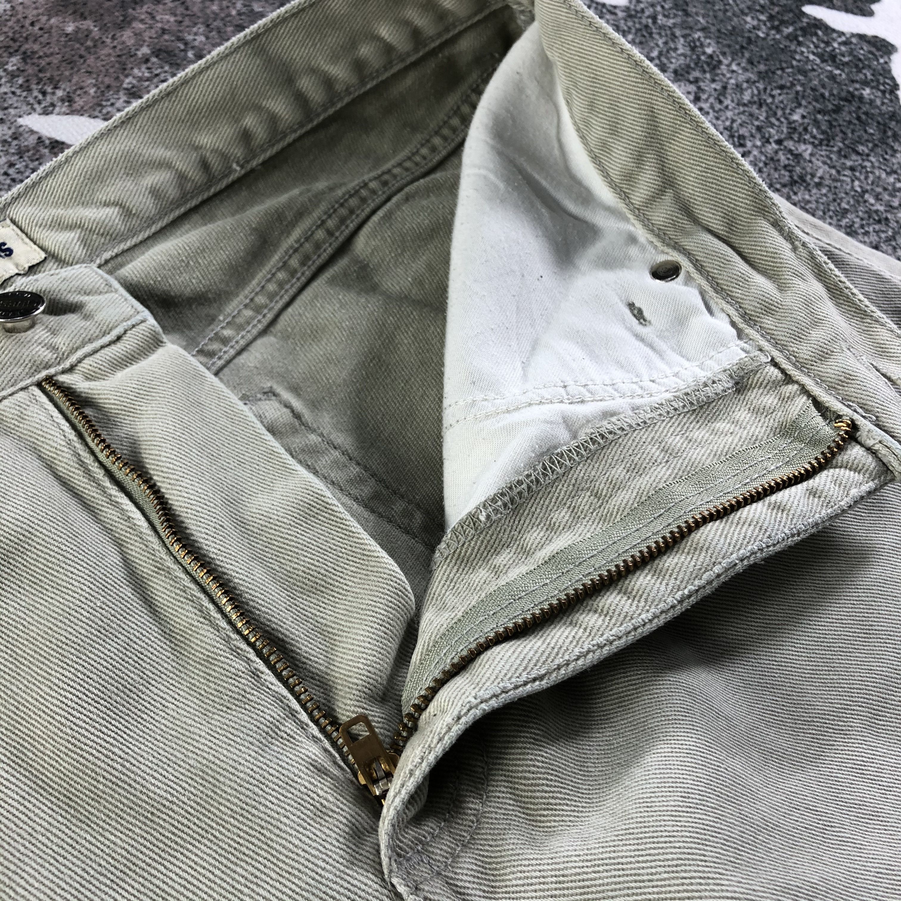Guess Vintage Guess Jeans Distressed Denim KJ2345 Size US 32 / EU 48 - 9 Thumbnail