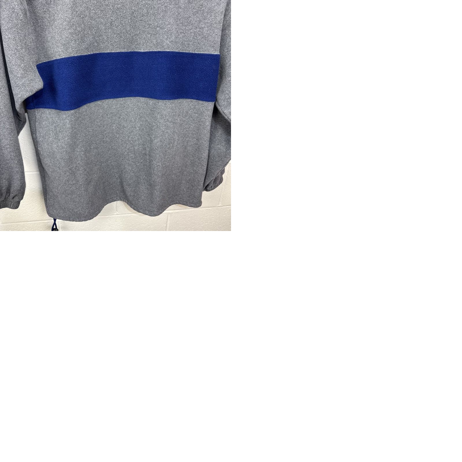 Disney VINTAGE Disney Store Mickey Goofy Donald Pluto Gray Fleece 1/4 Zip Pullover L Size US L / EU 52-54 / 3 - 11 Thumbnail