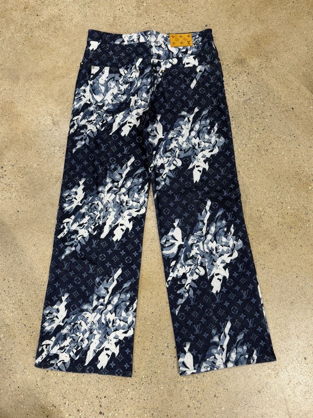 Louis Vuitton Louis Vuitton Monogram Printed Jeans NEW 2300$ Size US 33 - 4 Thumbnail