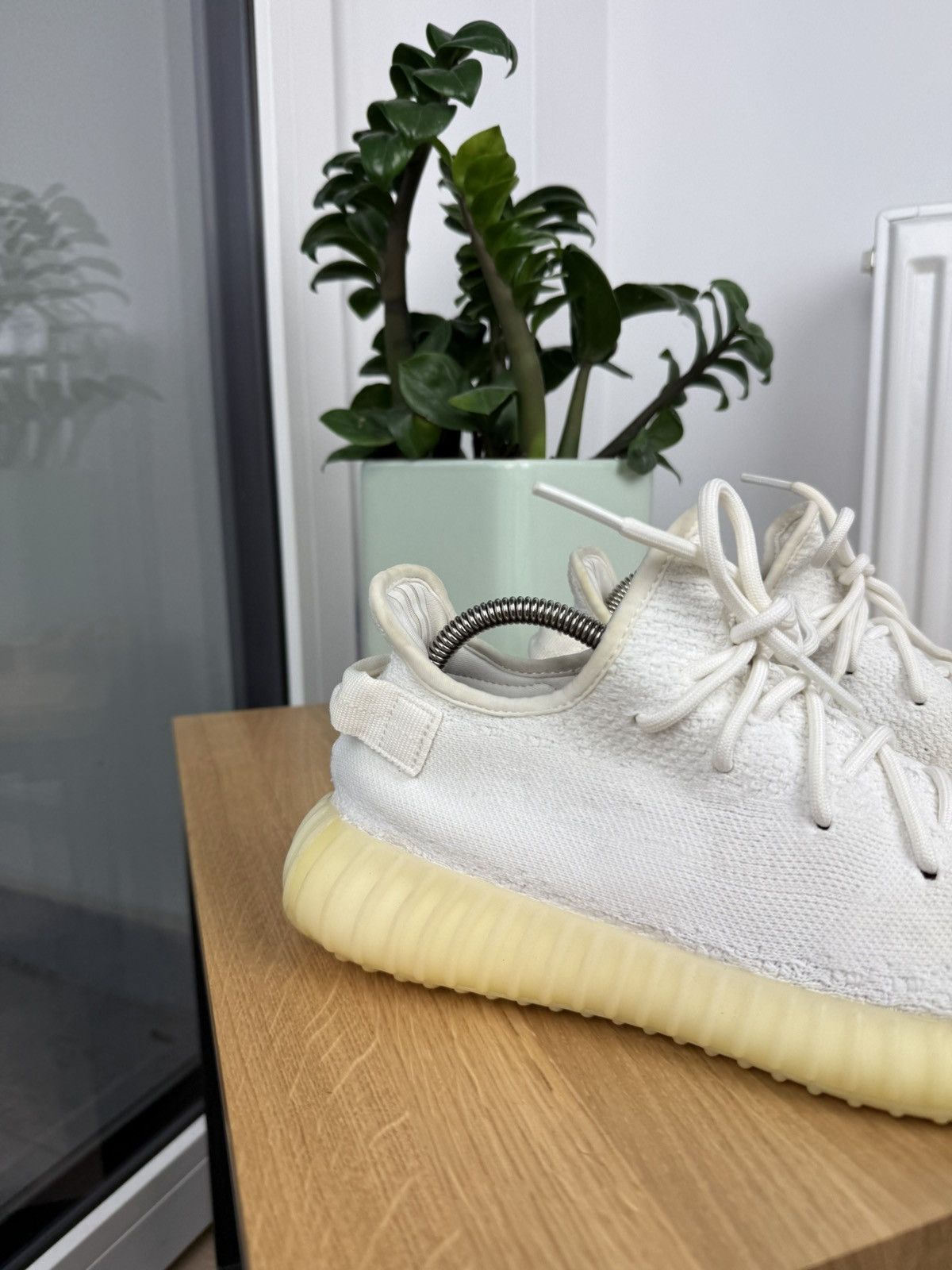 Adidas × Yeezy Yeezy 350 white Size US 8.5 / EU 41-42 - 2 Thumbnail