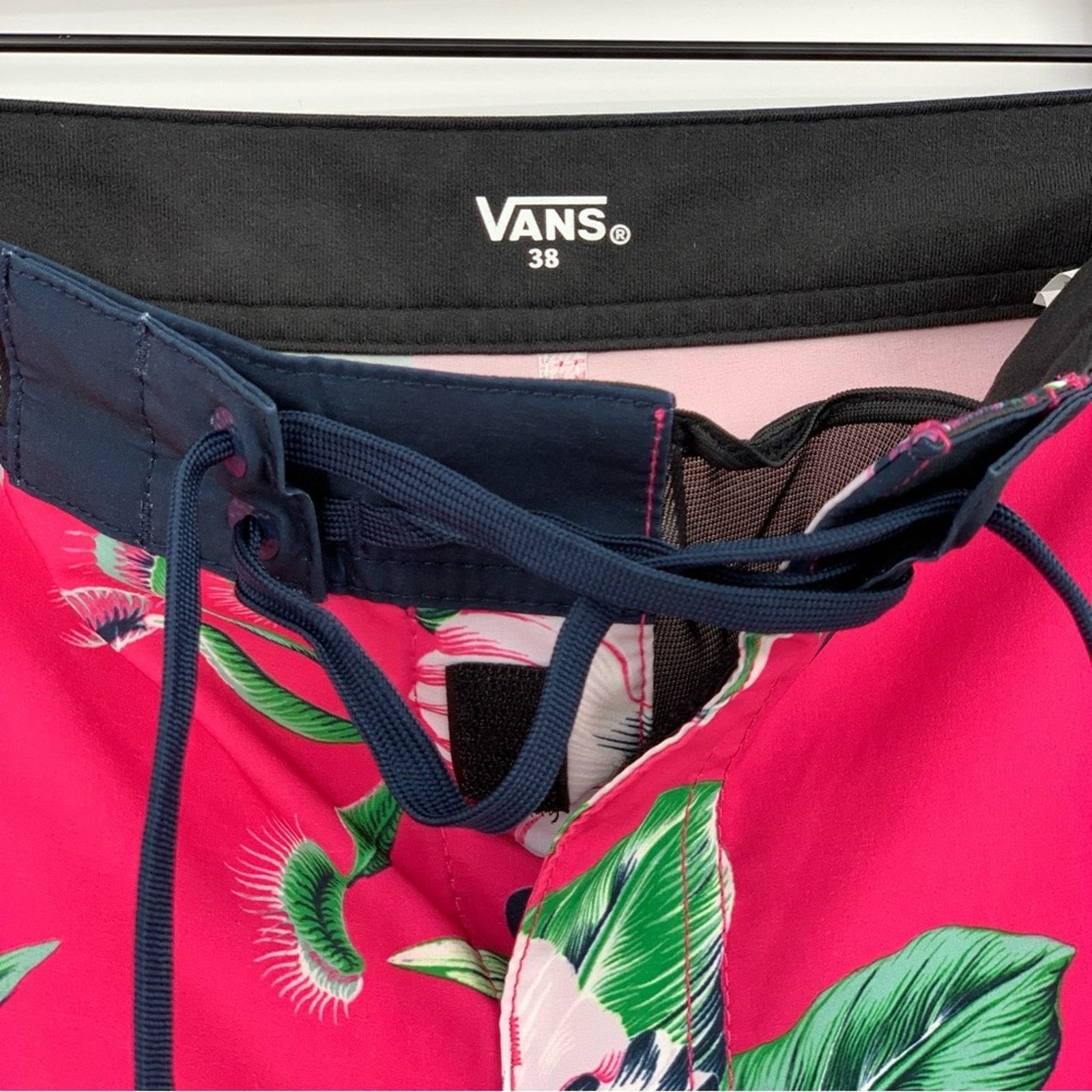 Vans VANS Swim Trunks Venus Fly Trap Pink Navy 38 Size US 38 / EU 54 - 3 Thumbnail