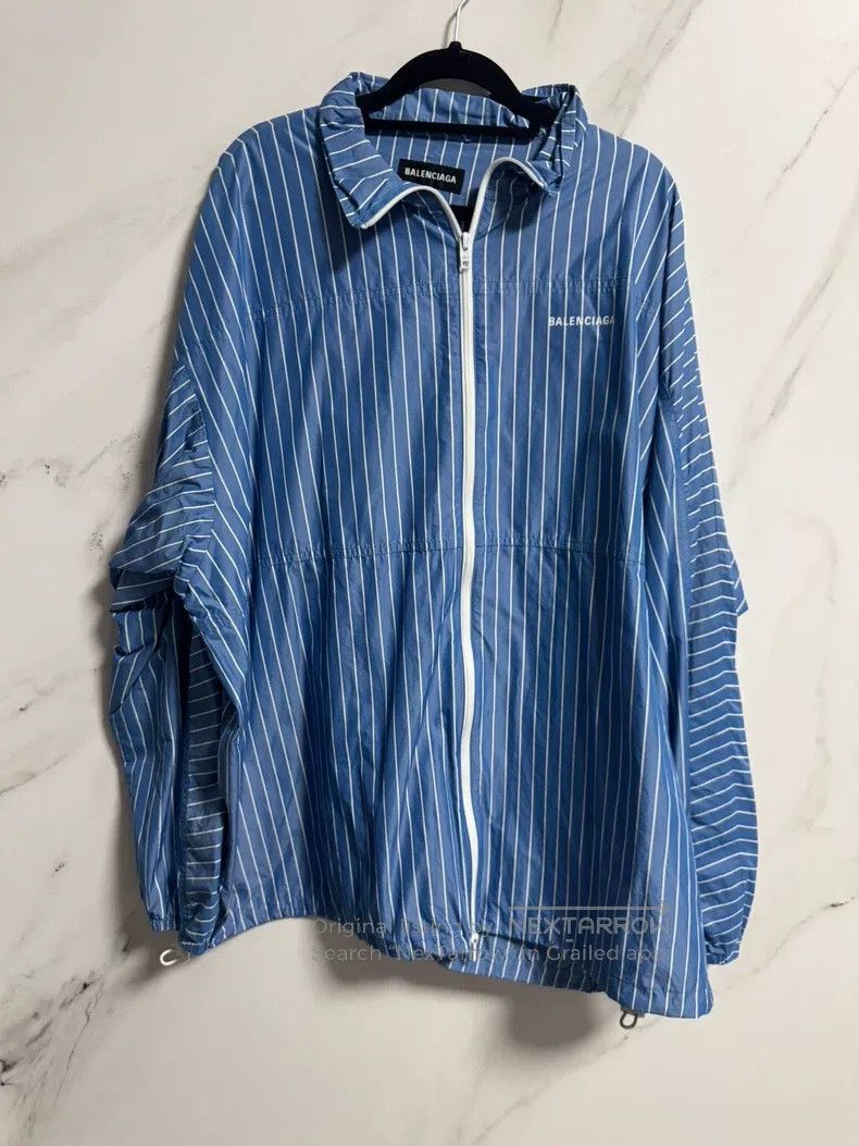 Balenciaga Balenciaga Blue and white striped windbreaker Size US S / EU 44-46 / 1 - 1 Thumbnail