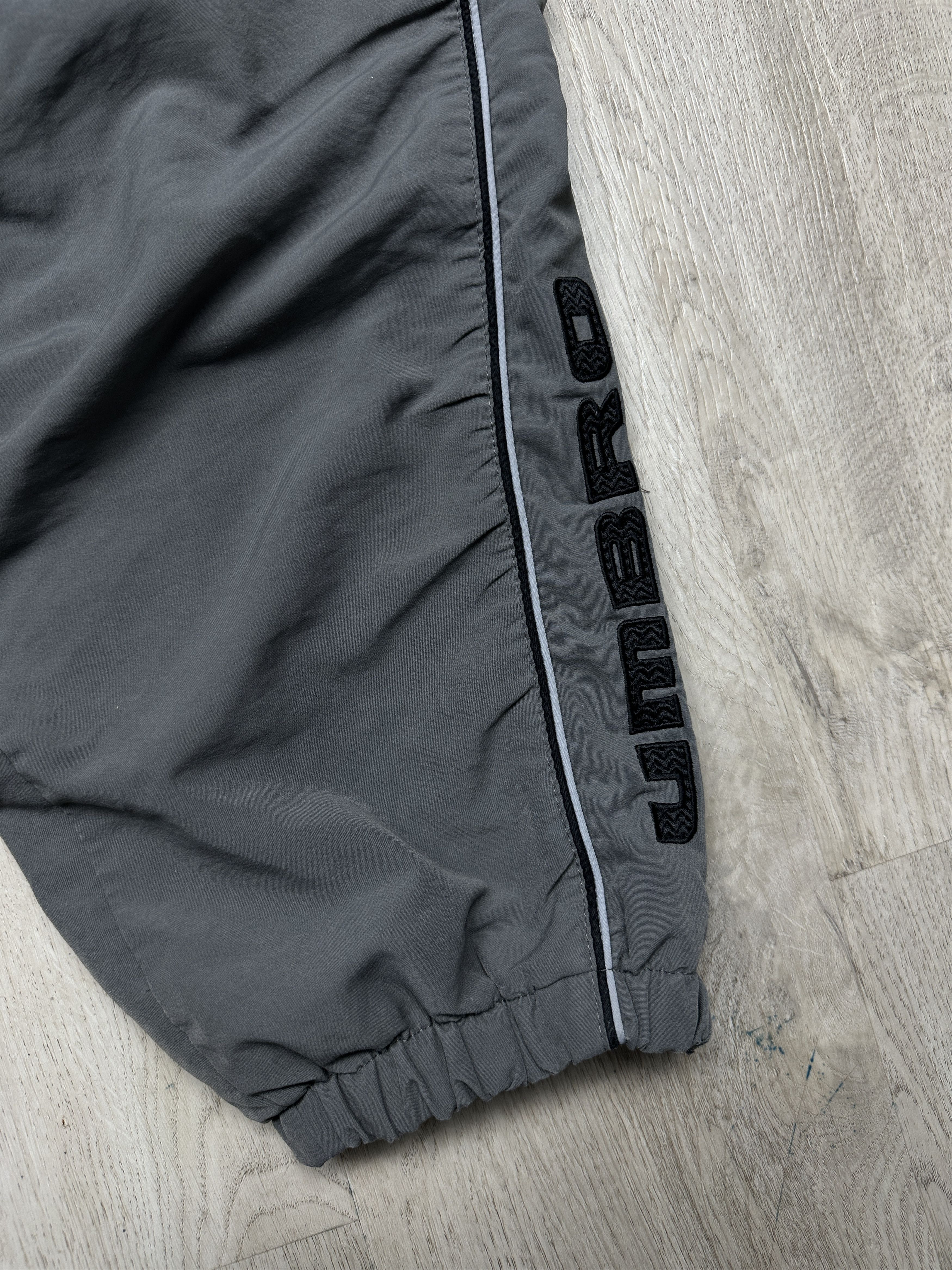 Umbro Umbro Vintage Mens Nylon Baggy Track Pants Size US 32 / EU 48 - 3 Thumbnail
