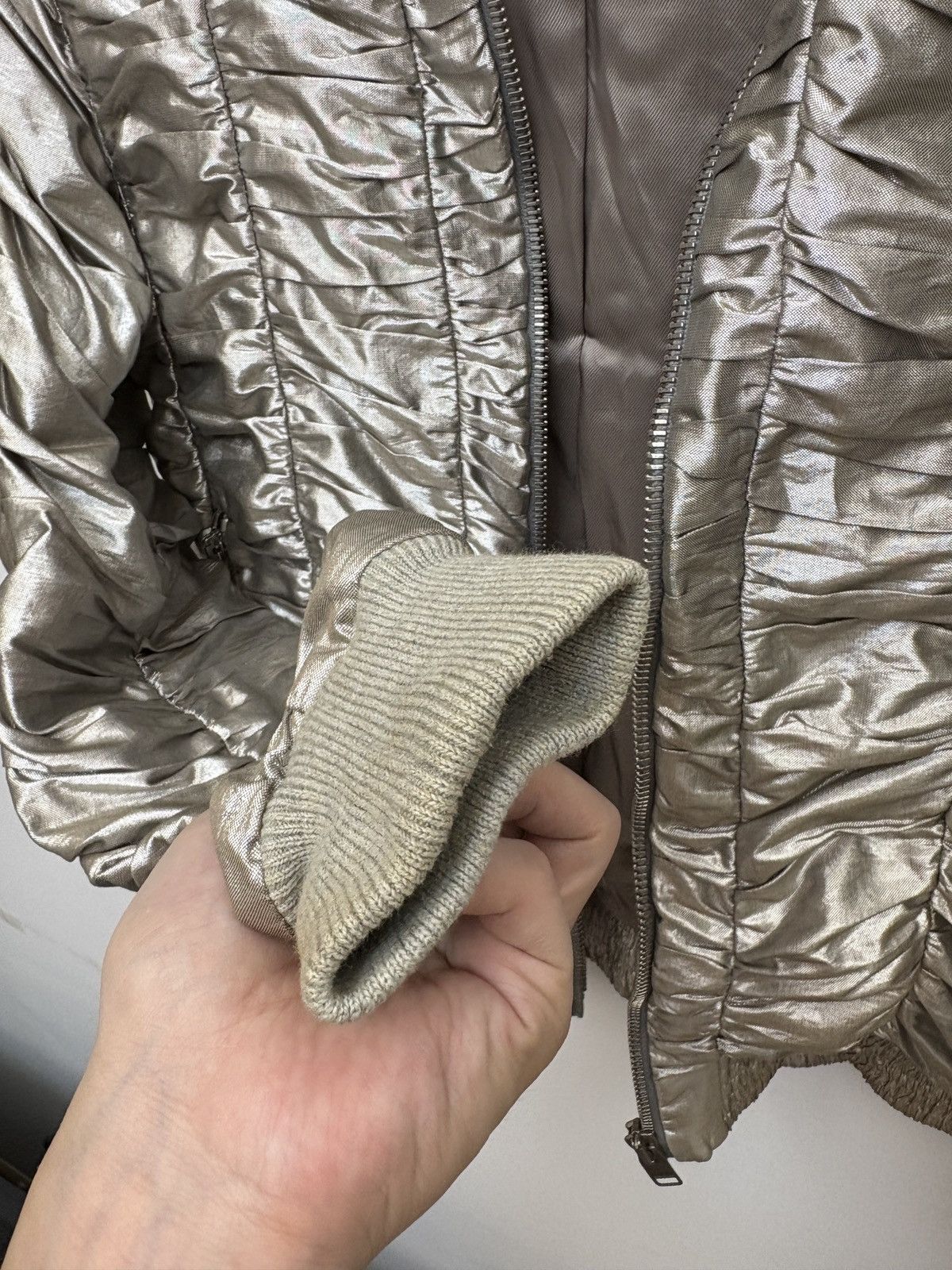 Dior Dior 07Ss Show Style Laser Silver Enamel Pleated Thin Jacket Size US S / EU 44-46 / 1 - 17 Thumbnail