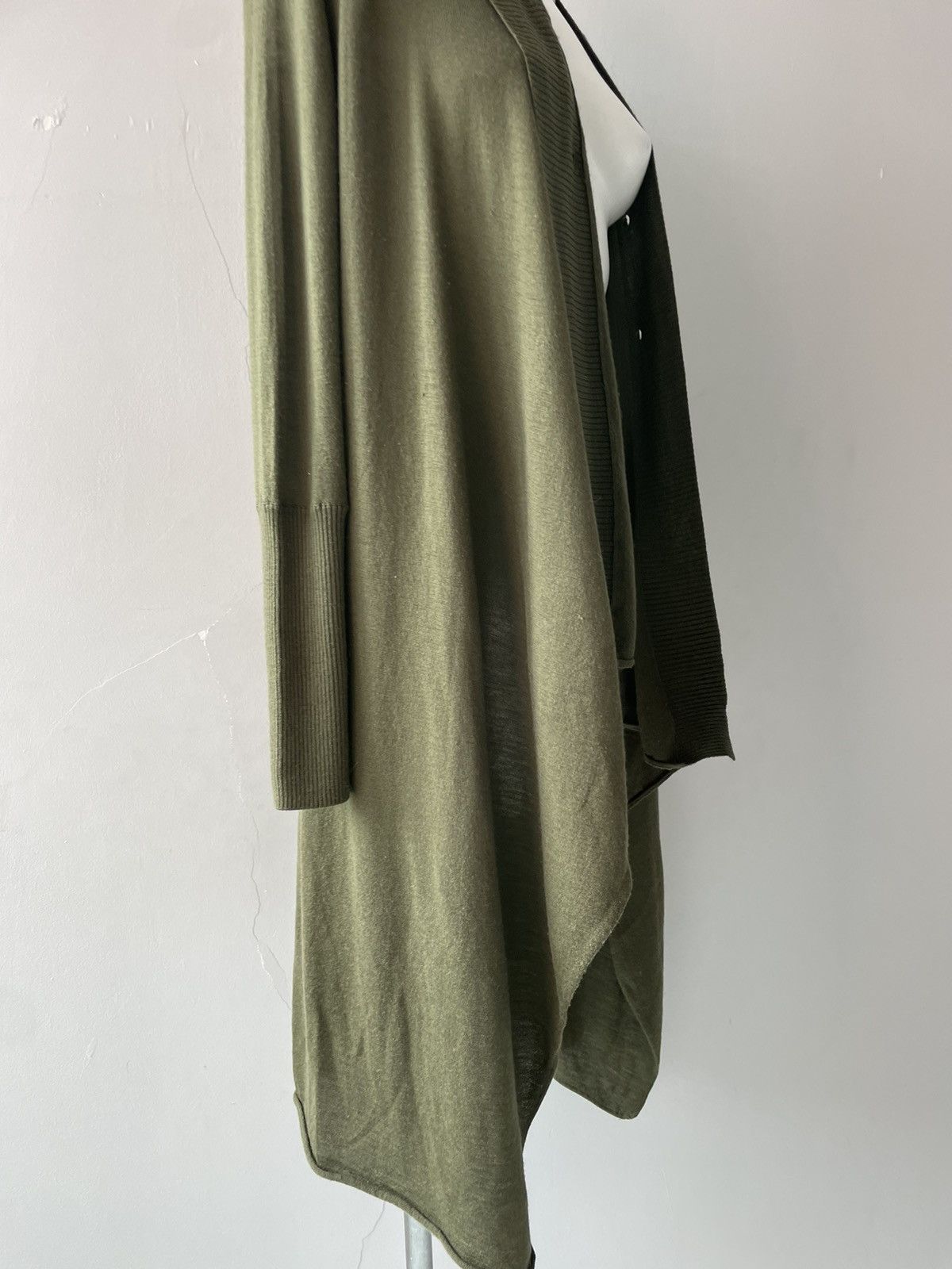 Alice + Olivia Alice+Olivia cardigan Size L / US 10 / IT 46 - 10 Thumbnail