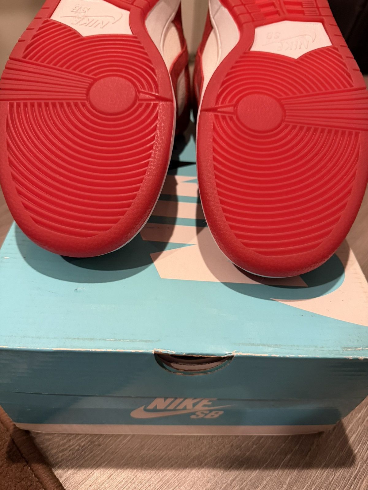 Nike Nike Dunk Premium SB Low Valentine’s Day 2014 Size US 11.5 / EU 44-45 - 9 Thumbnail