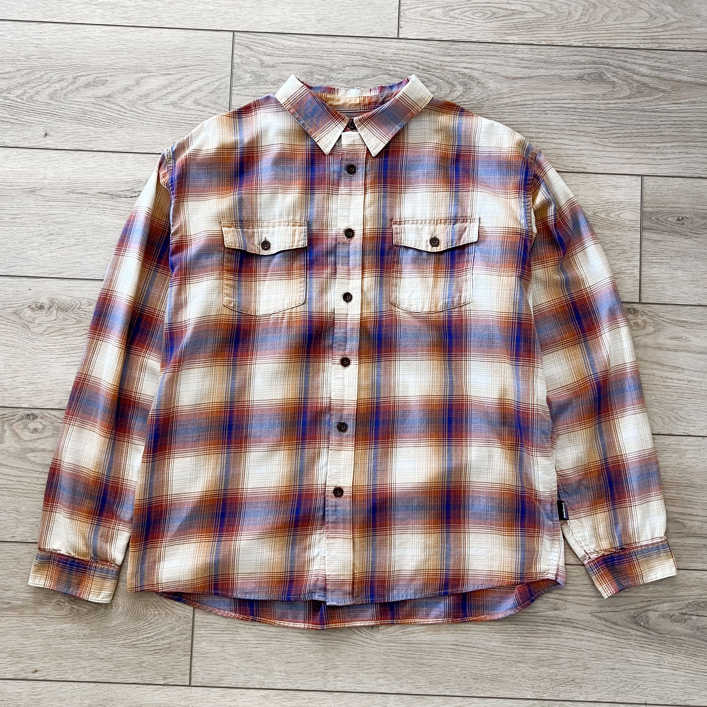 Patagonia Awesome Patagonia Organic Cotton Button Down Shirt Size US L / EU 52-54 / 3 - 2 Thumbnail