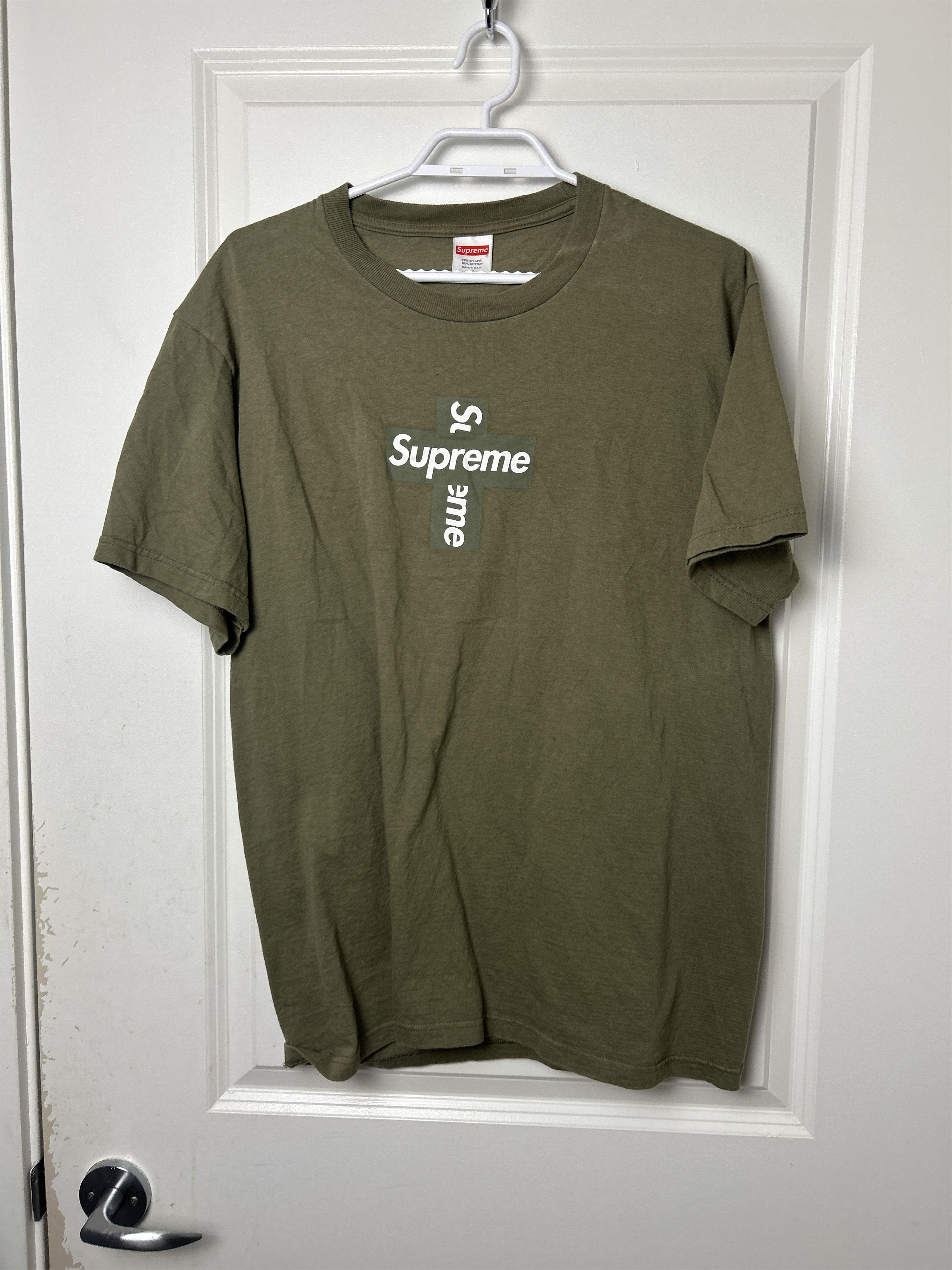 Supreme Supreme Cross Box Logo Tee 'Light Olive' Size US M / EU 48-50 / 2 - 1 Thumbnail