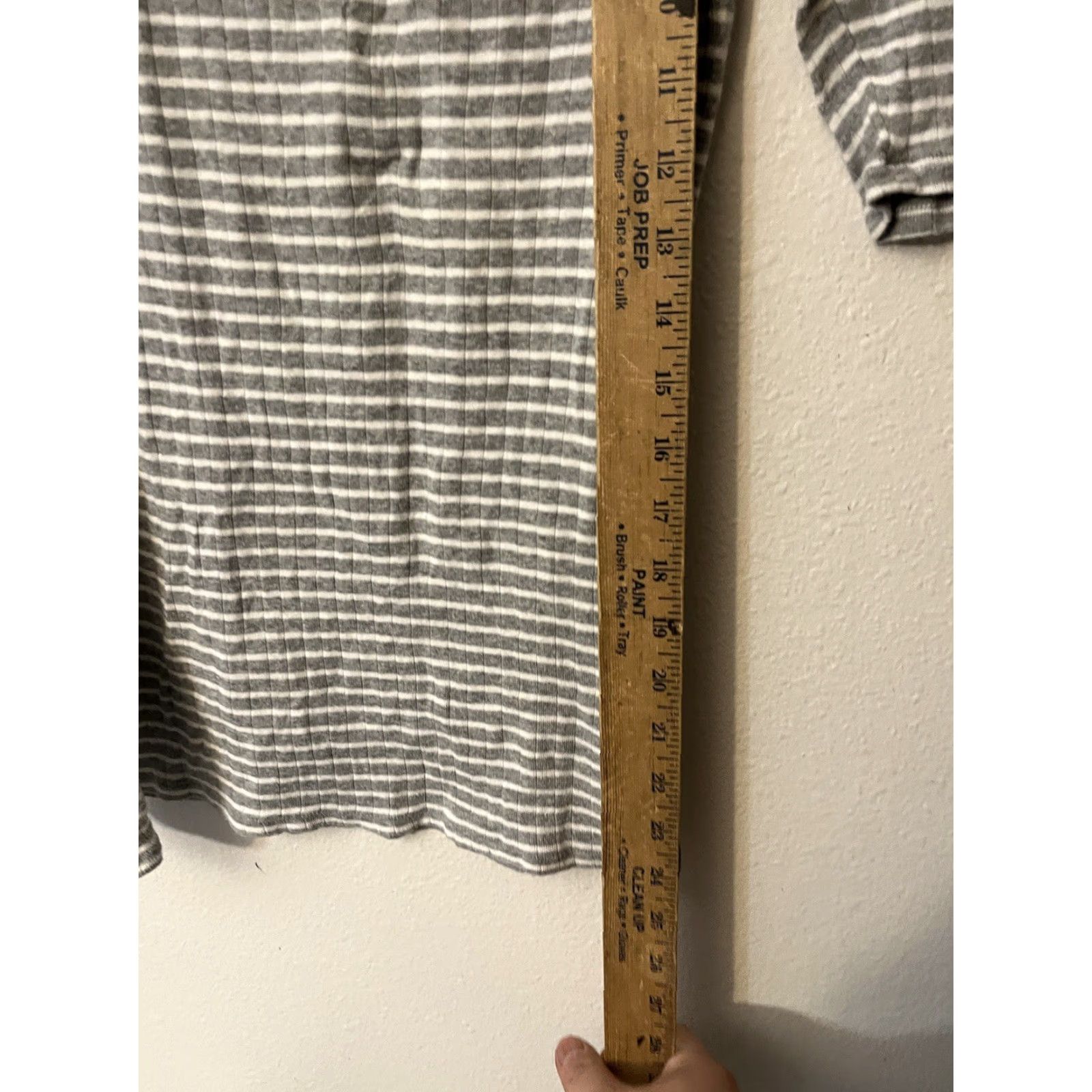 Old Navy Old Navy Top Shirt Womens Medium Gray White Striped Short Sleeve Casual Multicolor Cotton Polyester Spandex Knit Size M / US 6-8 / IT 42-44 - 5 Thumbnail