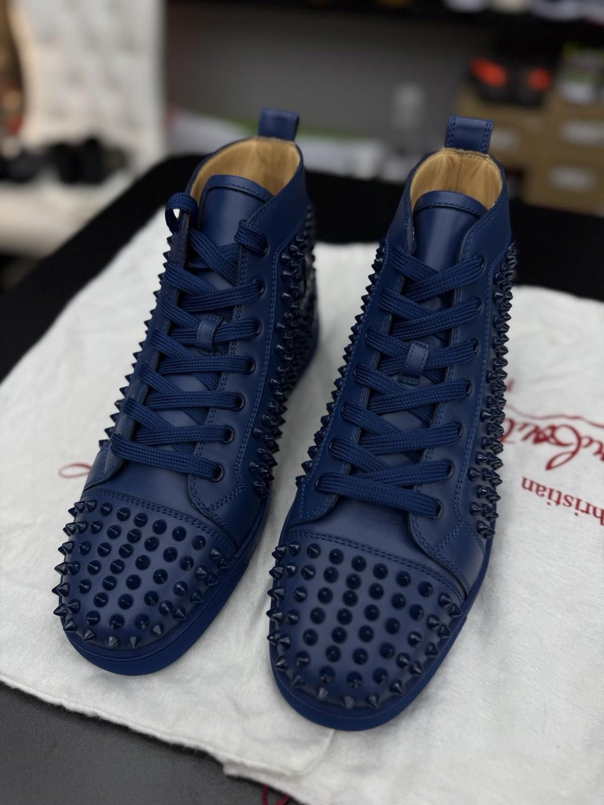 Christian Louboutin Size 41.5EU (8.5 US) - Christian Louboutin Spikes Sneaker Size US 8.5 / EU 41-42 - 10 Thumbnail