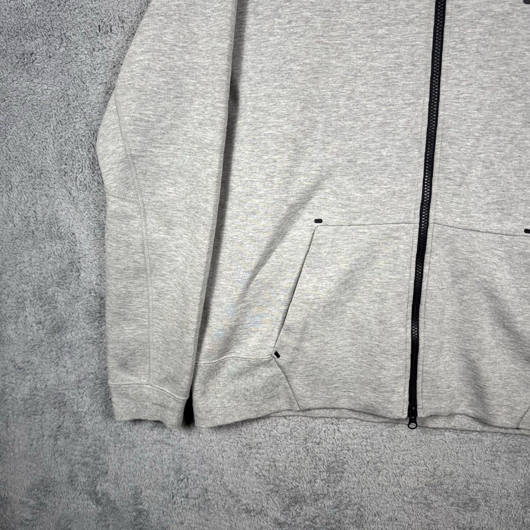 Nike Nike Sportswear Tech Fleece Hoodie Men’s XL OG Gray Sweatshirt Full Zip Knit Size US XL / EU 56 / 4 - 3 Thumbnail