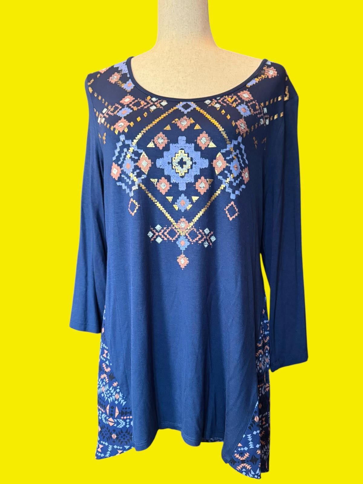 Other Tru Self Women's Large Blue Geometric Pattern Tunic Top Size L / US 10 / IT 46 - 1 Thumbnail