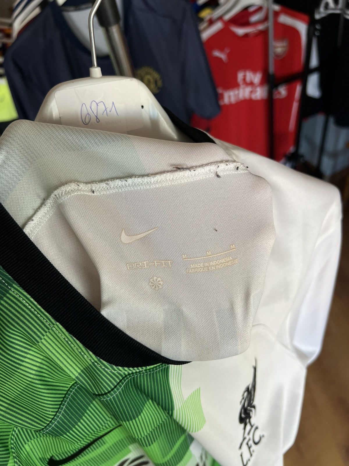 Nike Soccer Jersey Nike Liverpool 2023/24 Mac Allister #10 Size US L / EU 52-54 / 3 - 9 Thumbnail