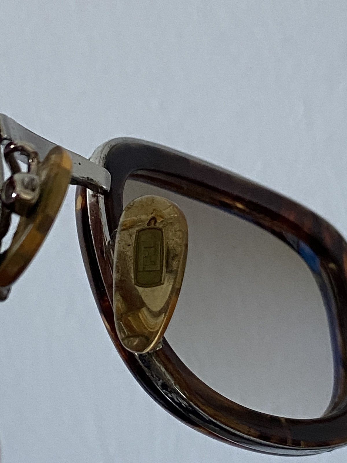 Fendi Vintage Fendi Sunglasses SL 7117 579 Size ONE SIZE - 7 Thumbnail