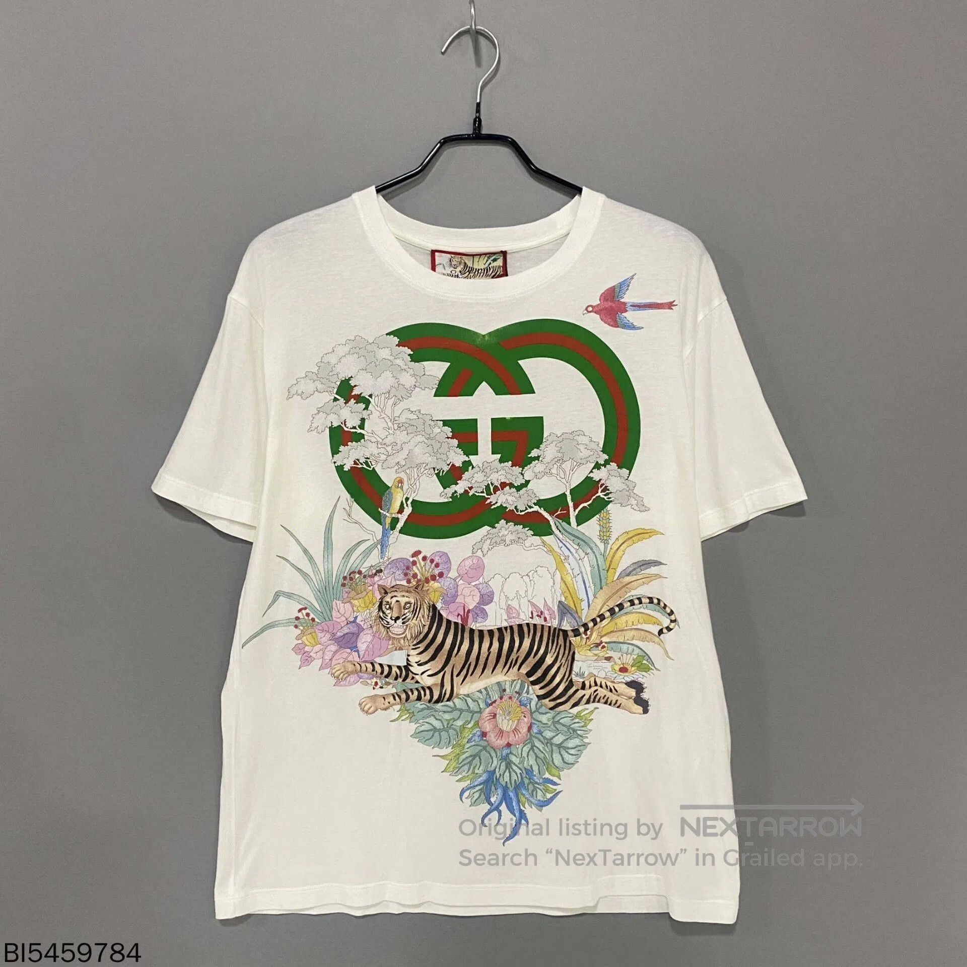 limited edition short sleeve GUCCI t-shirt.