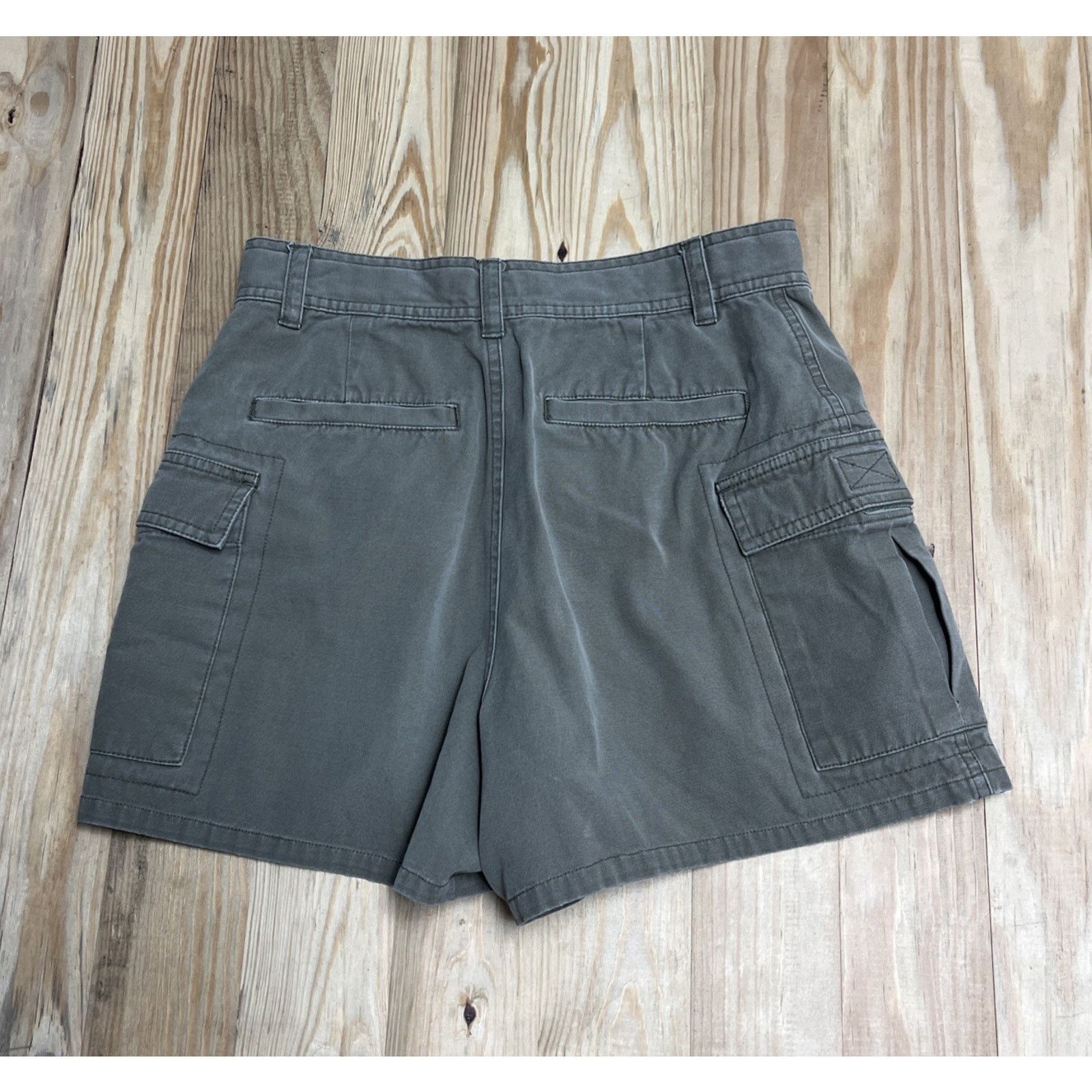 J.Crew J Crew Women's Shorts Sz 4 Khaki Brown Zipper Pockets Cotton Size 27" / US 4 / IT 40 - 2 Thumbnail