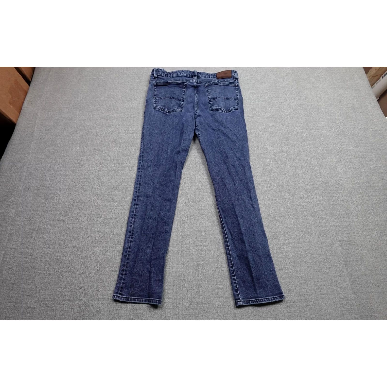 Prana prAna Jeans Mens 32x30 Slim Straight Denim Blue Medium Wash Pocket 5-Pocket Stretch Cotton Blend Zip Fly Size US 32 / EU 48 - 4 Thumbnail