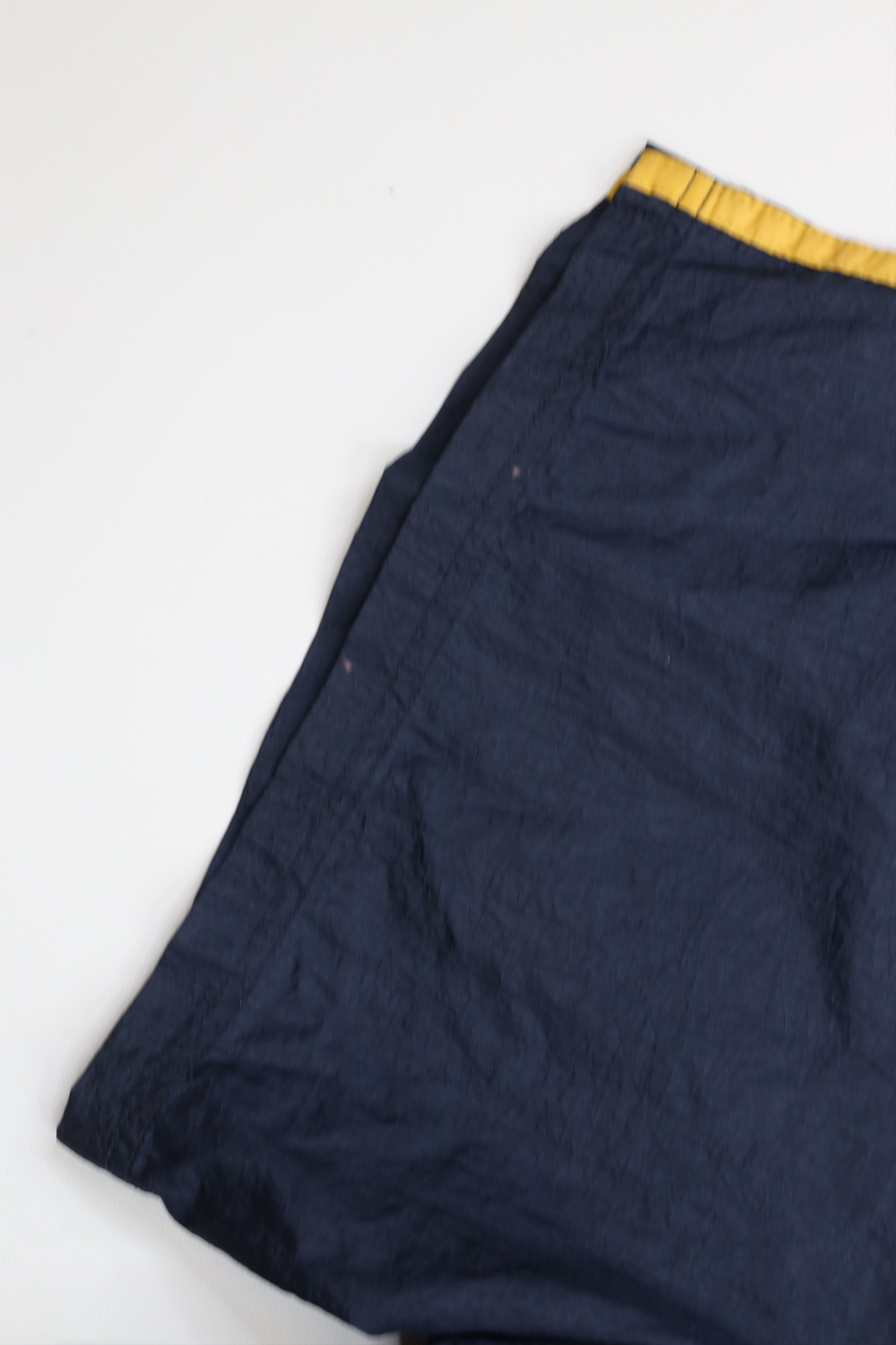 Reebok × Vintage Vintage 90s Reebok Out Striped Lined Above Knee Shorts Nylon Size US 32 / EU 48 - 13 Thumbnail